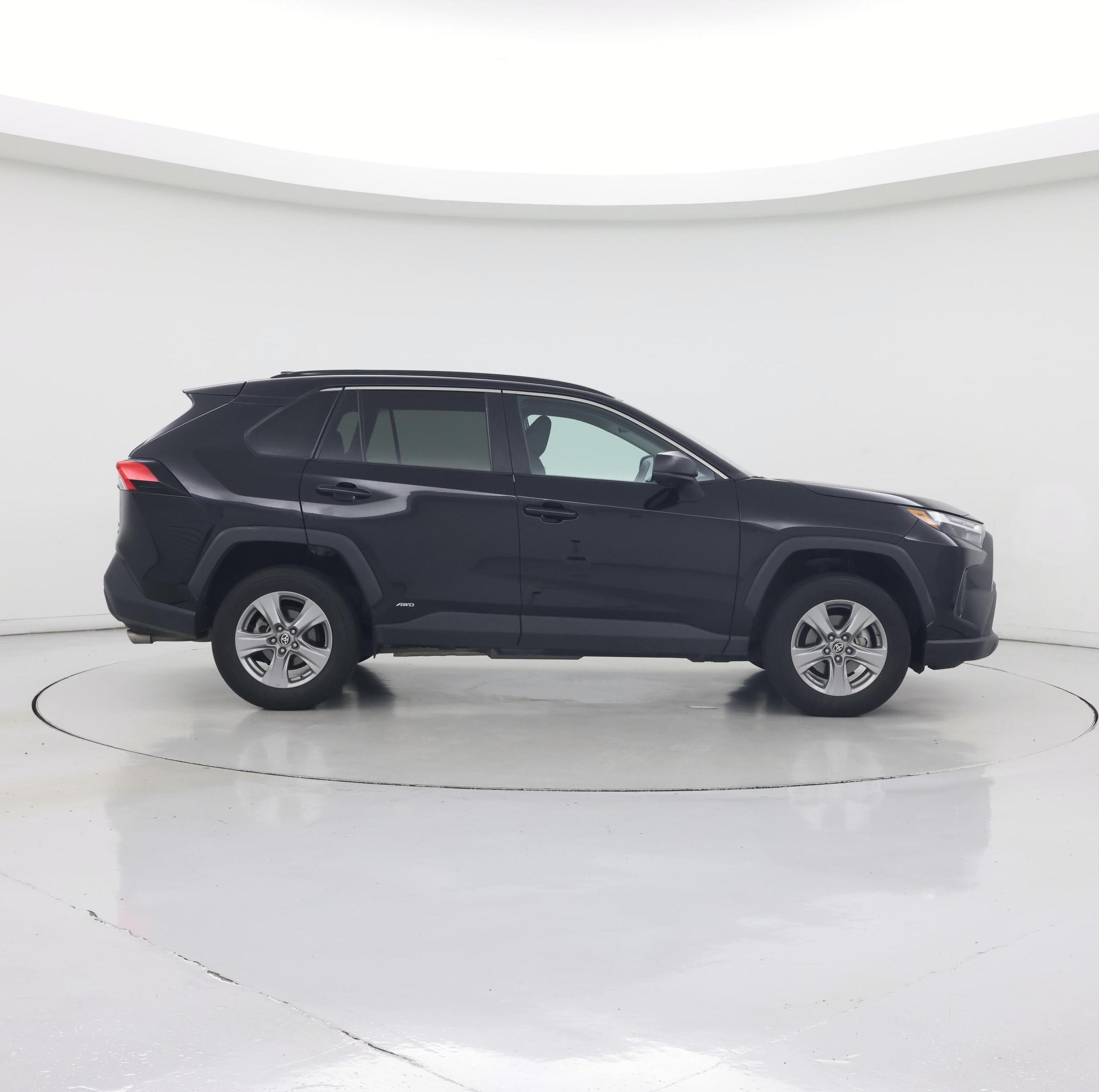 Thumbnail: 2024 Toyota RAV4 - 7