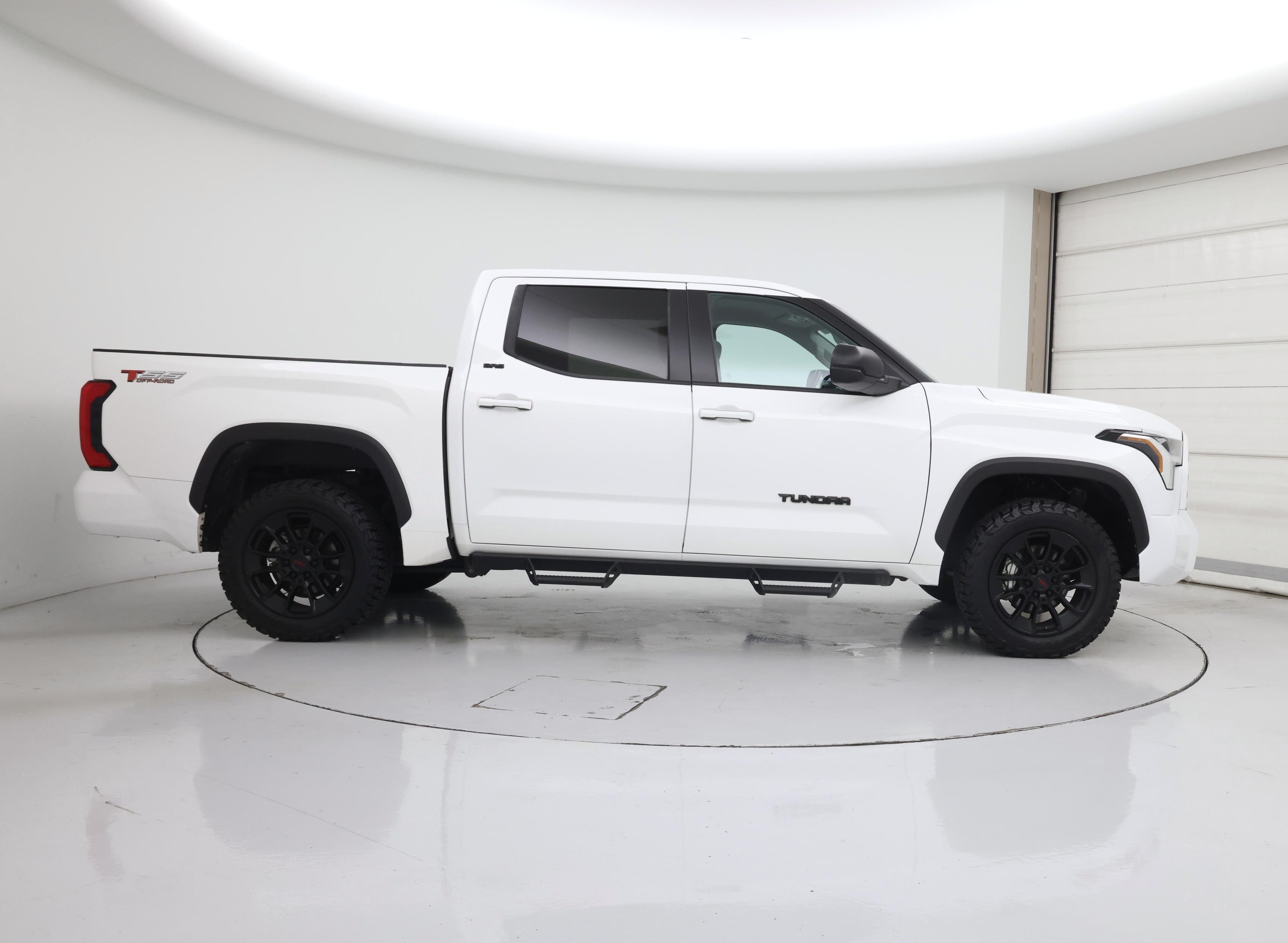 Thumbnail: 2024 Toyota Tundra - 7