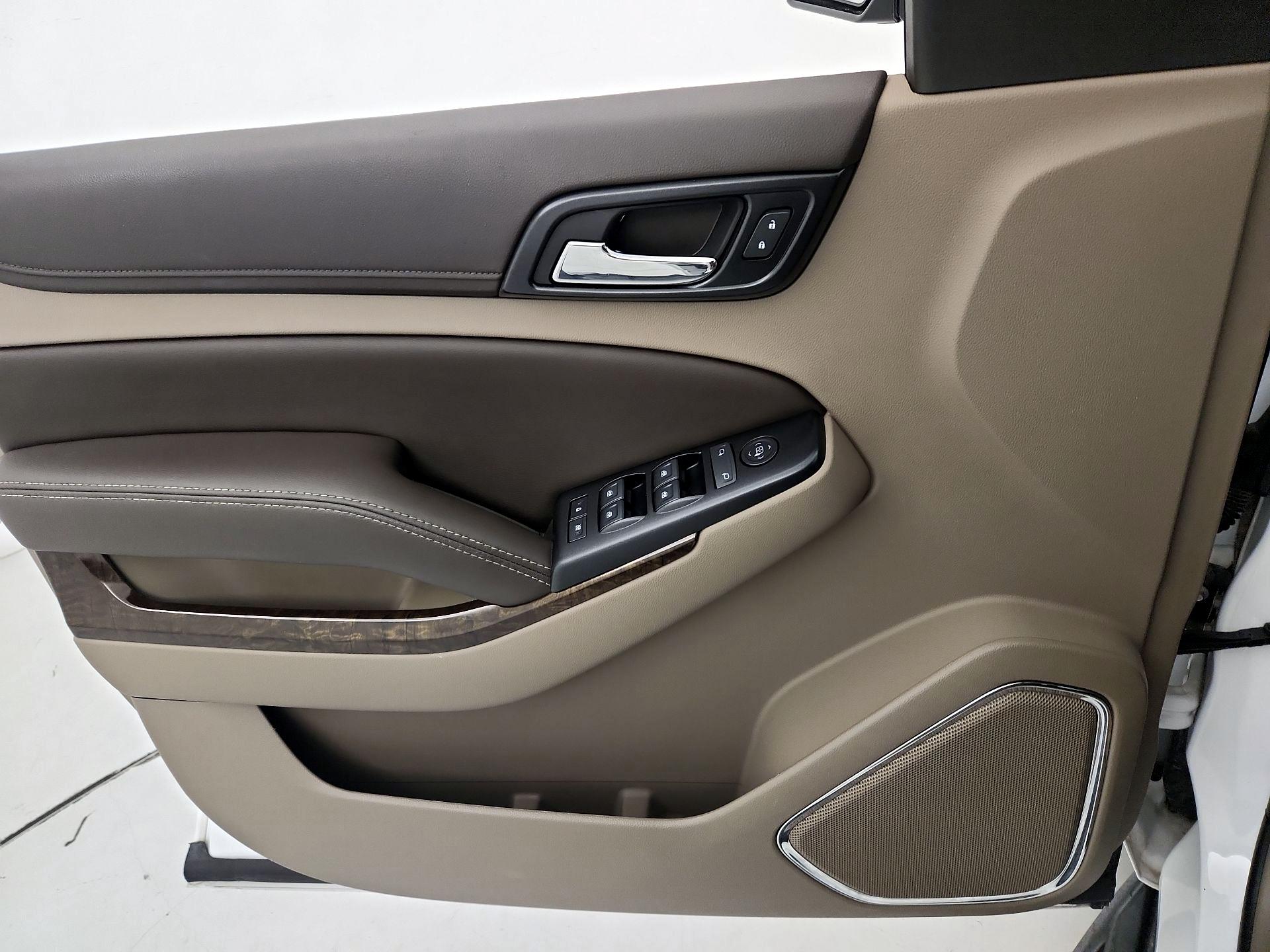 Thumbnail: 2020 Chevrolet Suburban - 12