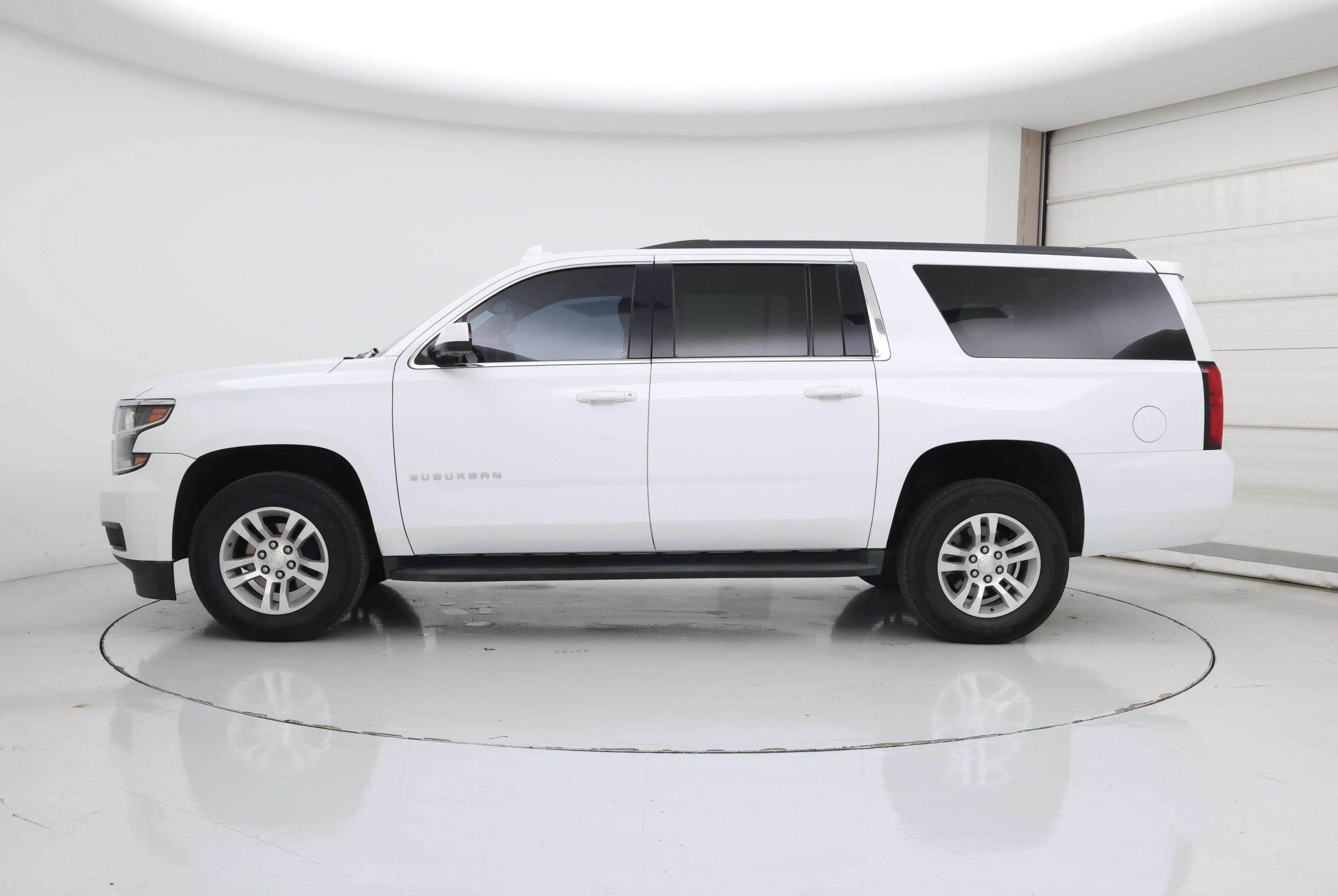 Thumbnail: 2020 Chevrolet Suburban - 3