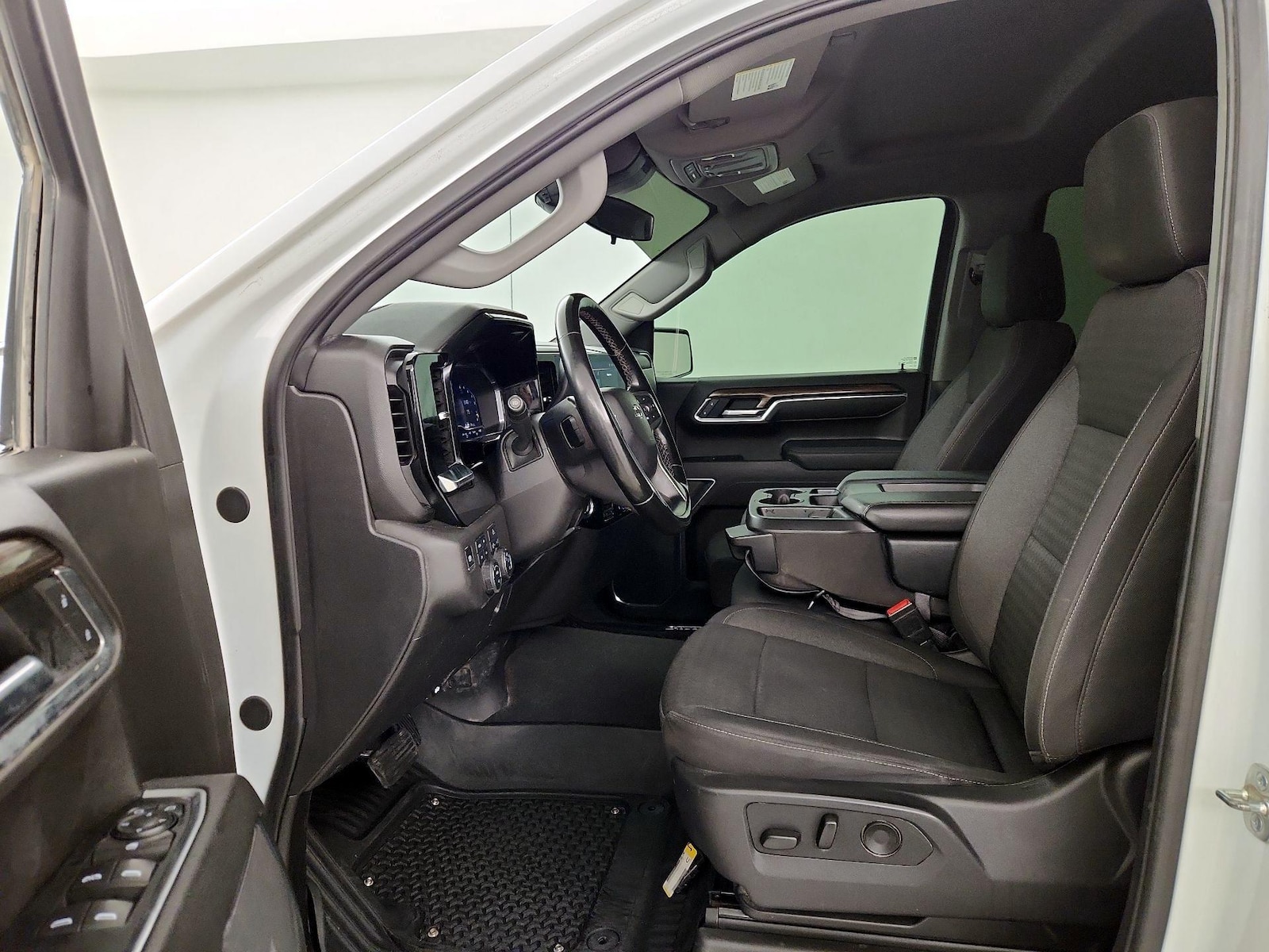 2025 Chevrolet Silverado 1500 LT Trail Boss - Photo 12