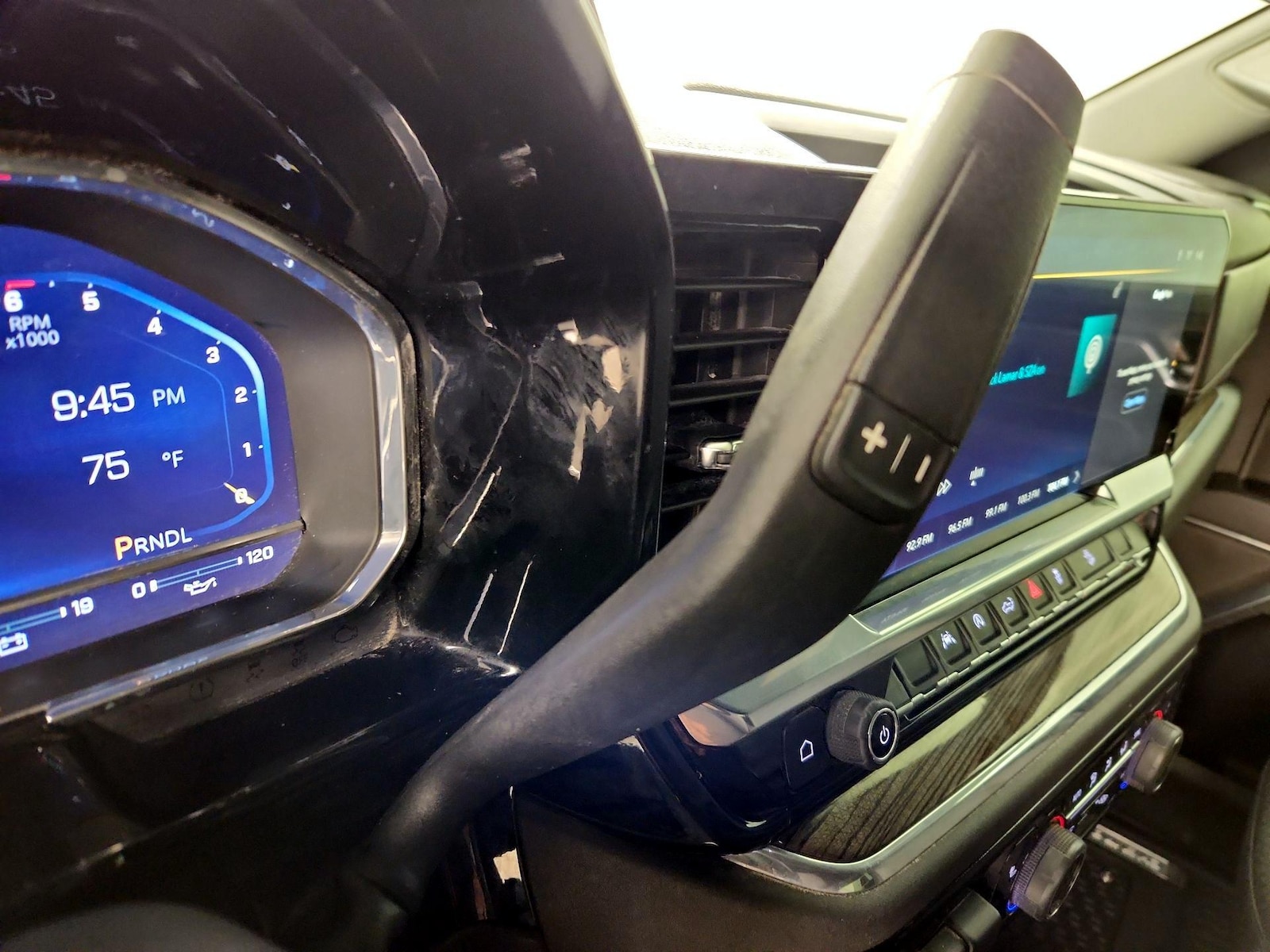 2025 Chevrolet Silverado 1500 LT Trail Boss - Photo 18
