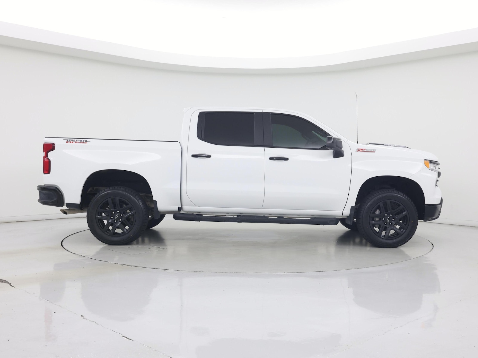 2025 Chevrolet Silverado 1500 LT Trail Boss - Photo 8