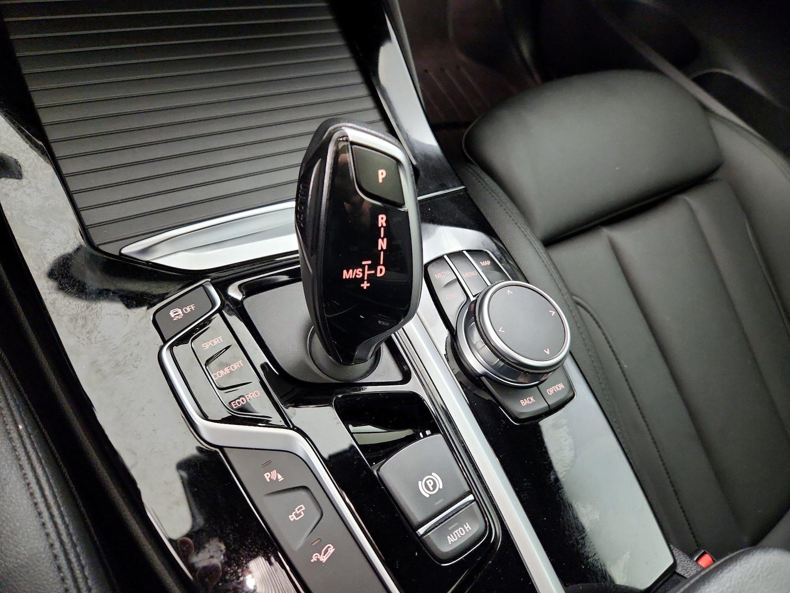 2021 BMW X3 40i - Photo 17