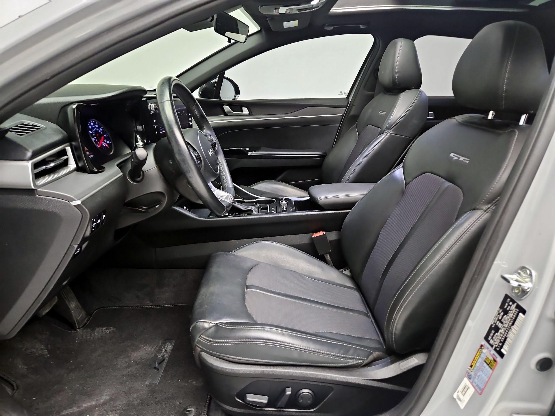 Thumbnail: 2022 Kia K5 - 11