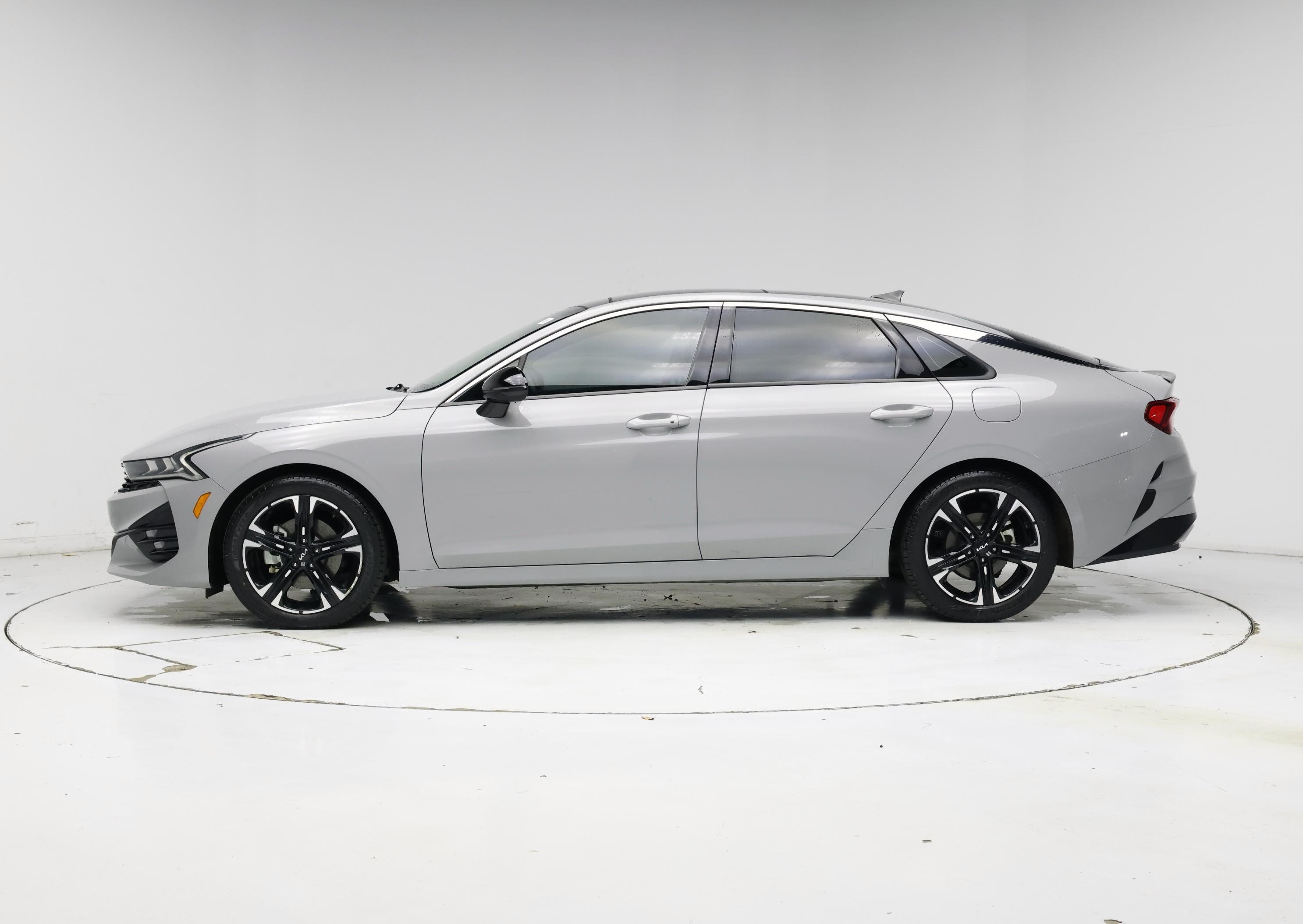 Thumbnail: 2022 Kia K5 - 3