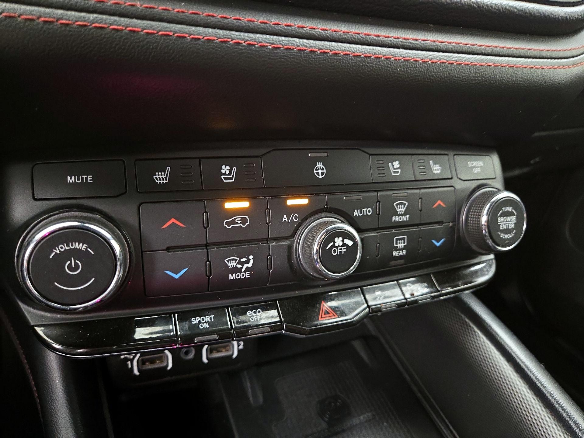Thumbnail: 2023 Dodge Durango - 14
