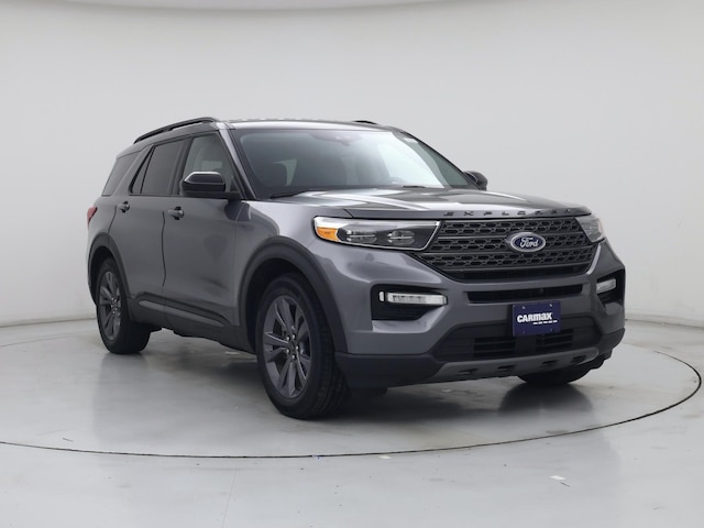 Gray 2024 Ford Explorer XLT RWD SUV / Crossover Rear-Wheel Drive Automatic