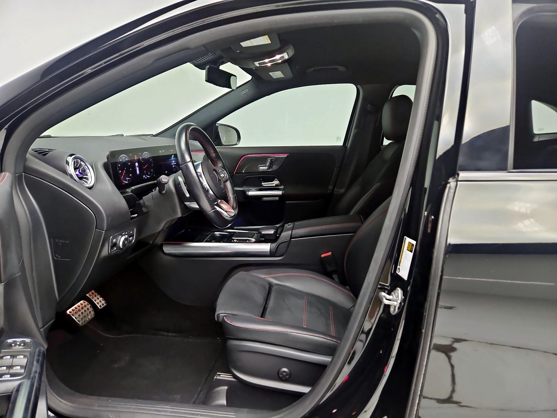 Thumbnail: 2023 Mercedes-Benz GLA - 11