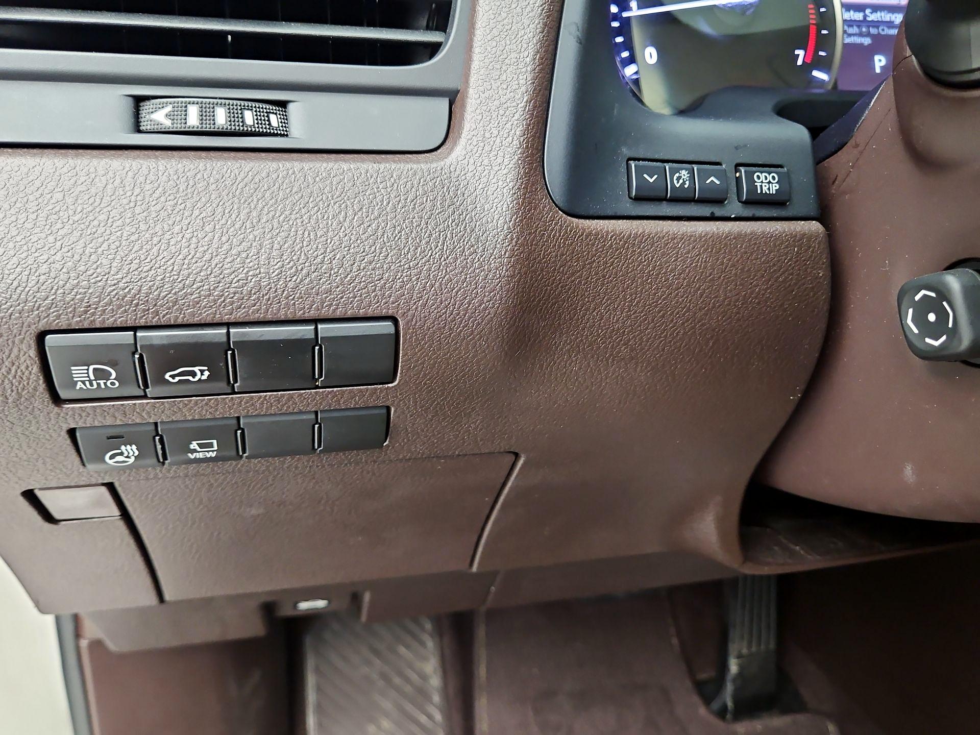 Thumbnail: 2019 Lexus RX - 13