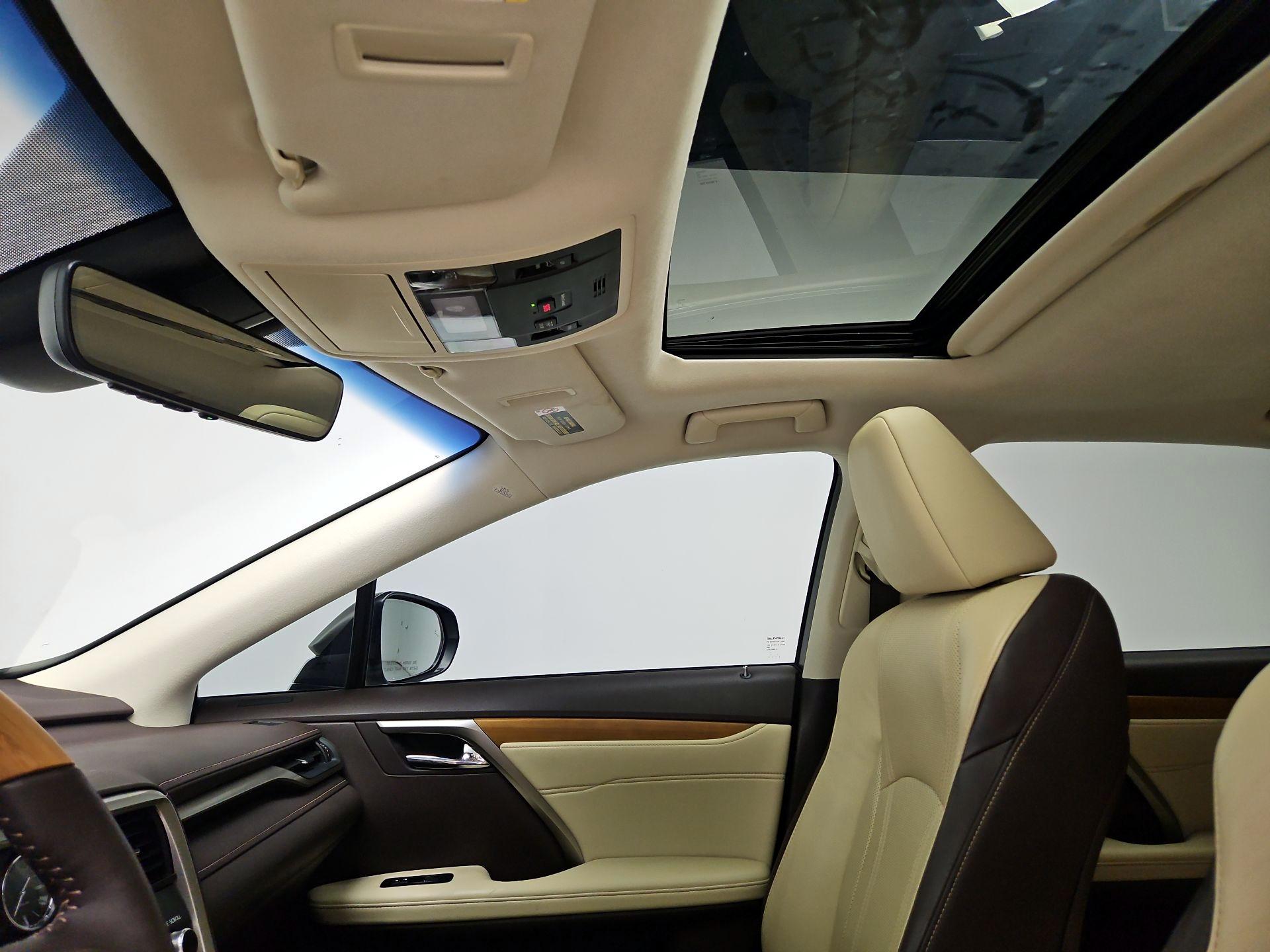 Thumbnail: 2019 Lexus RX - 20