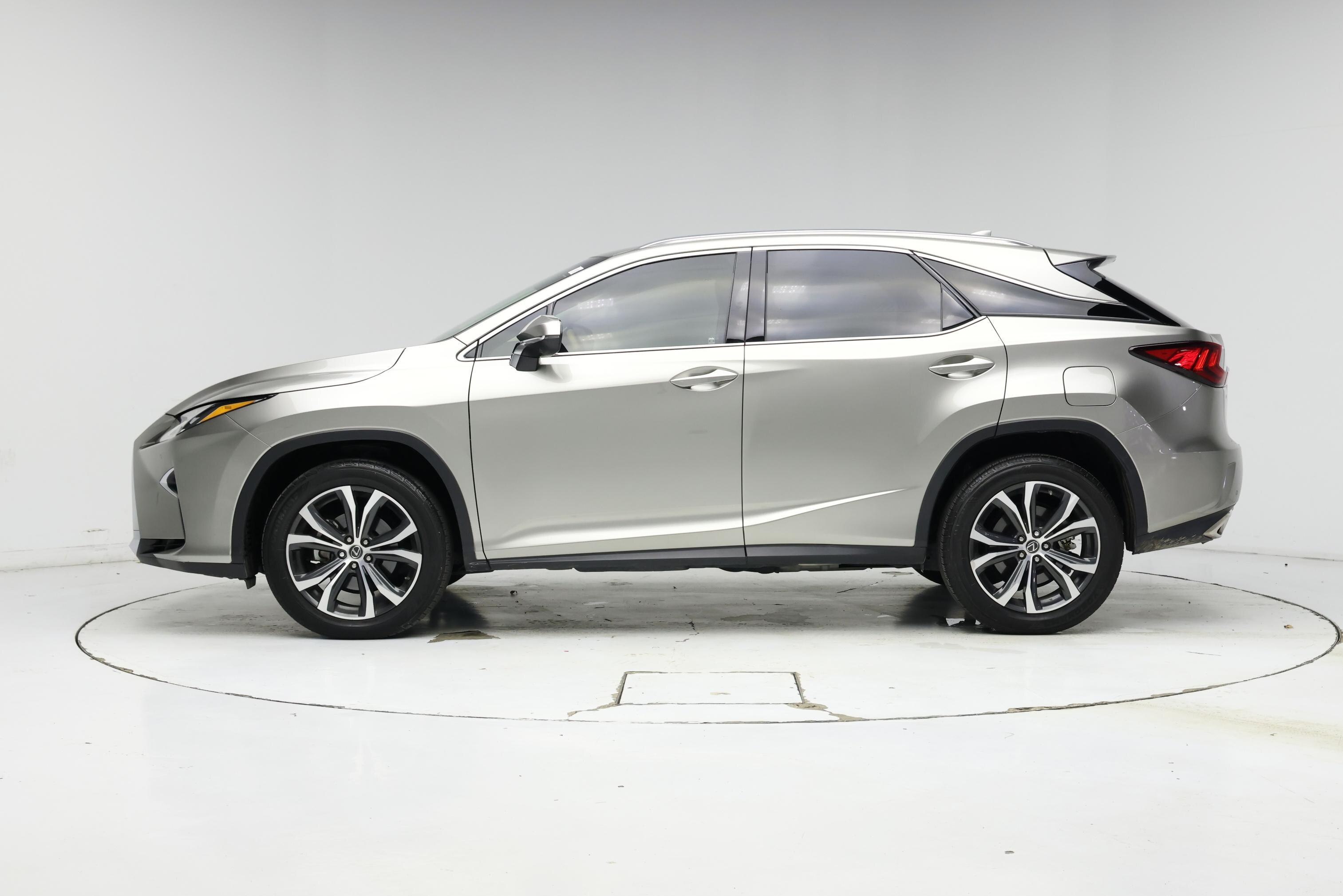 Thumbnail: 2019 Lexus RX - 3