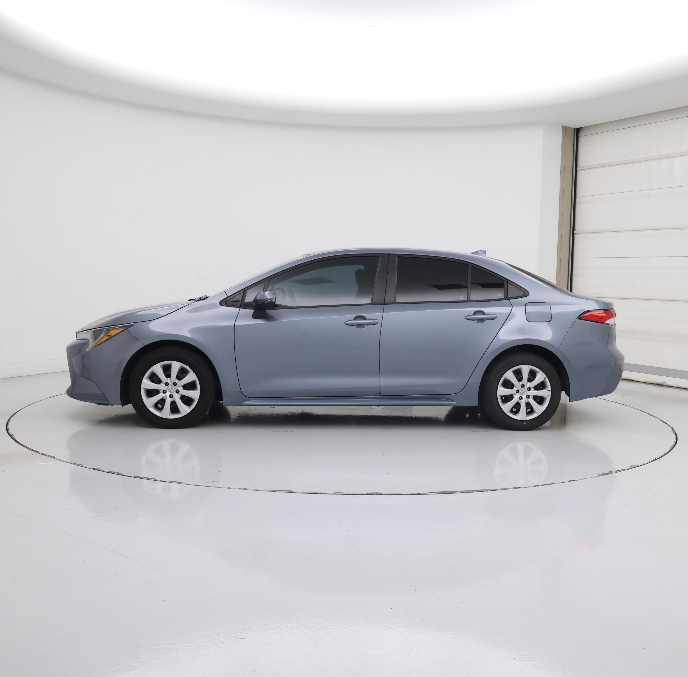 Thumbnail: 2021 Toyota Corolla - 3