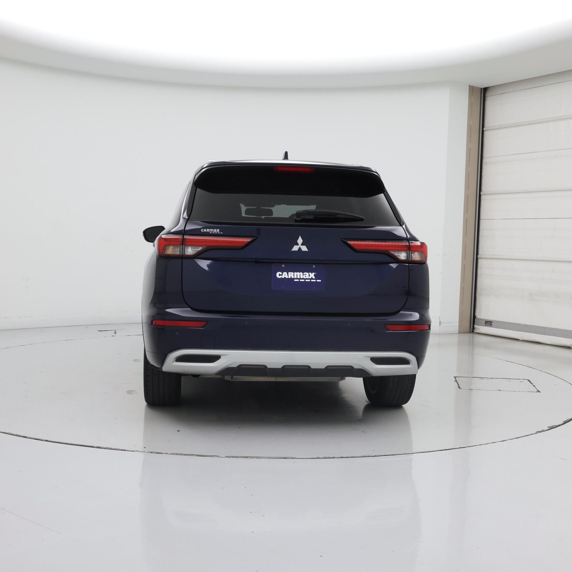 Thumbnail: 2022 Mitsubishi Outlander - 6