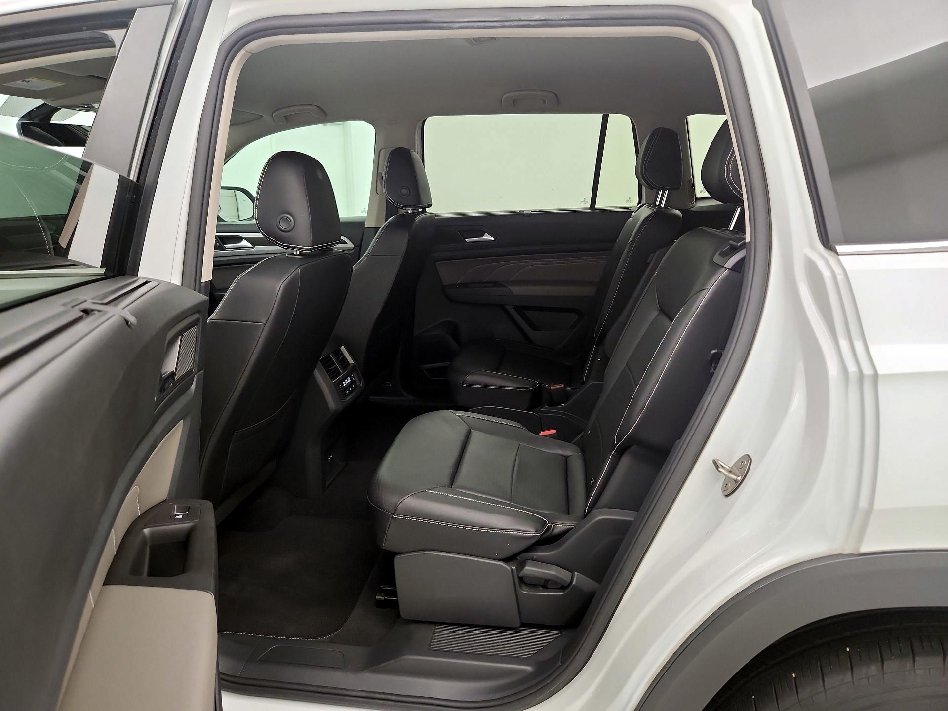 Thumbnail: 2023 Volkswagen Atlas - 19