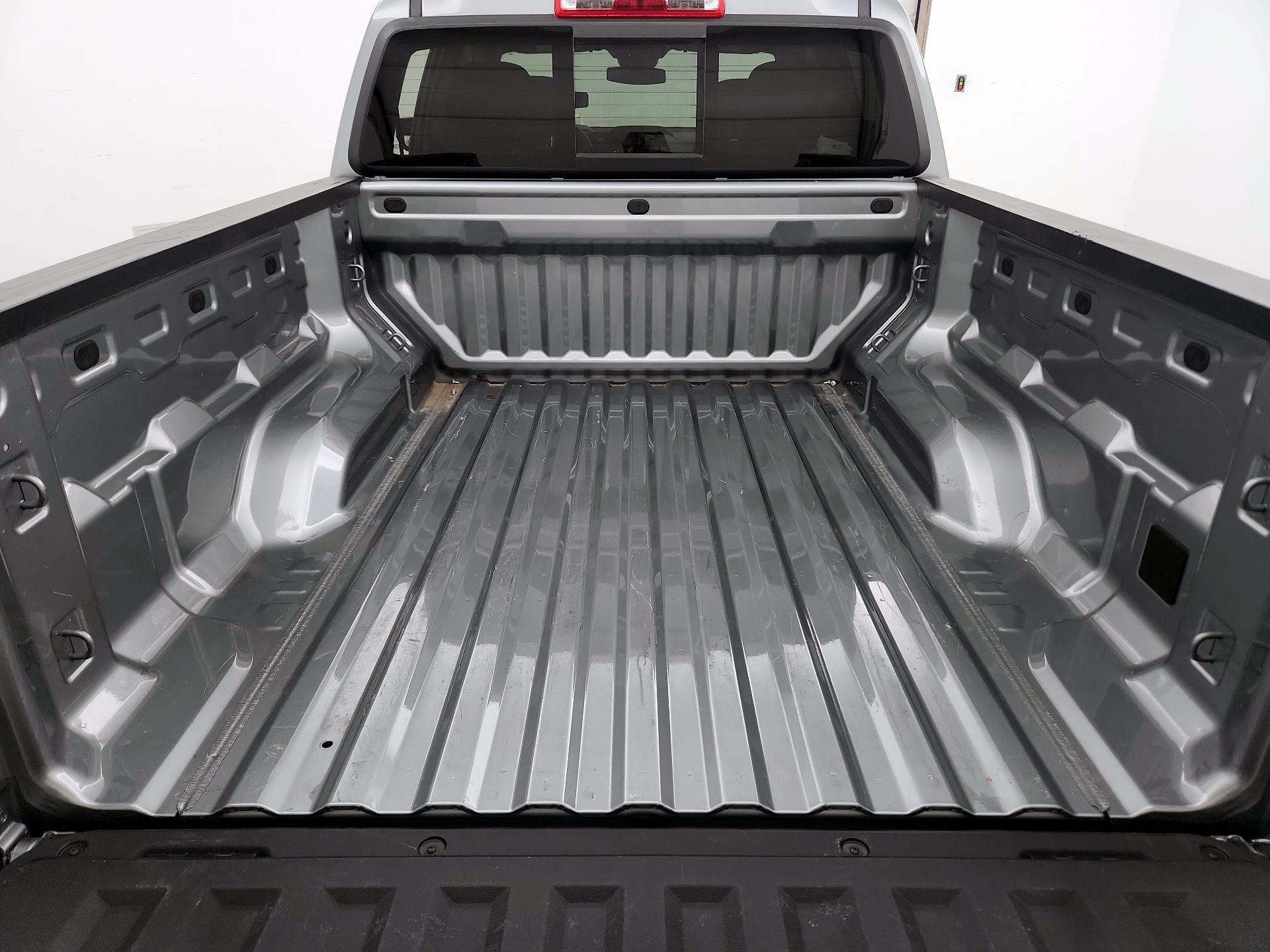 Thumbnail: 2024 Chevrolet Colorado - 20