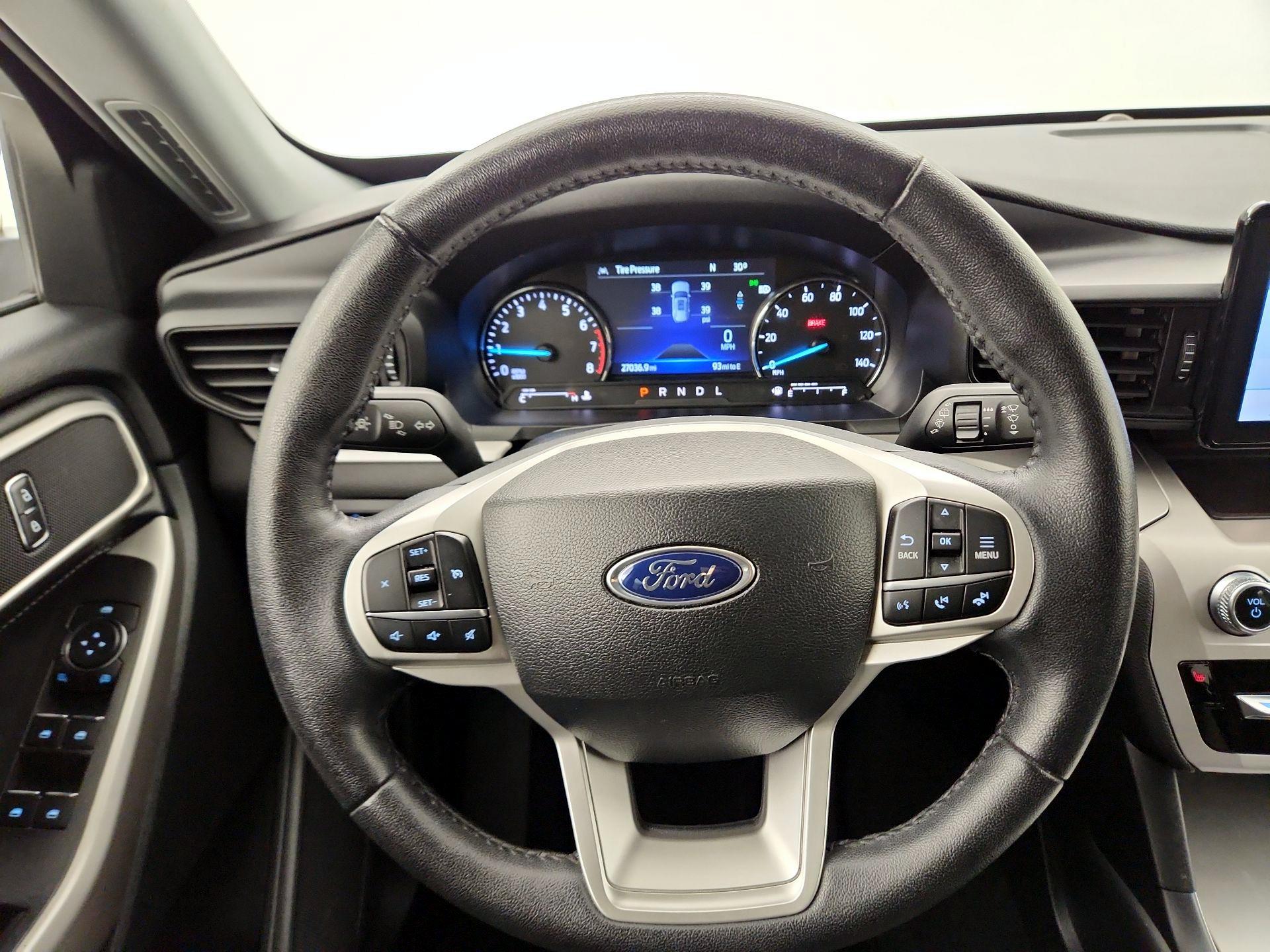 Thumbnail: 2023 Ford Explorer - 10