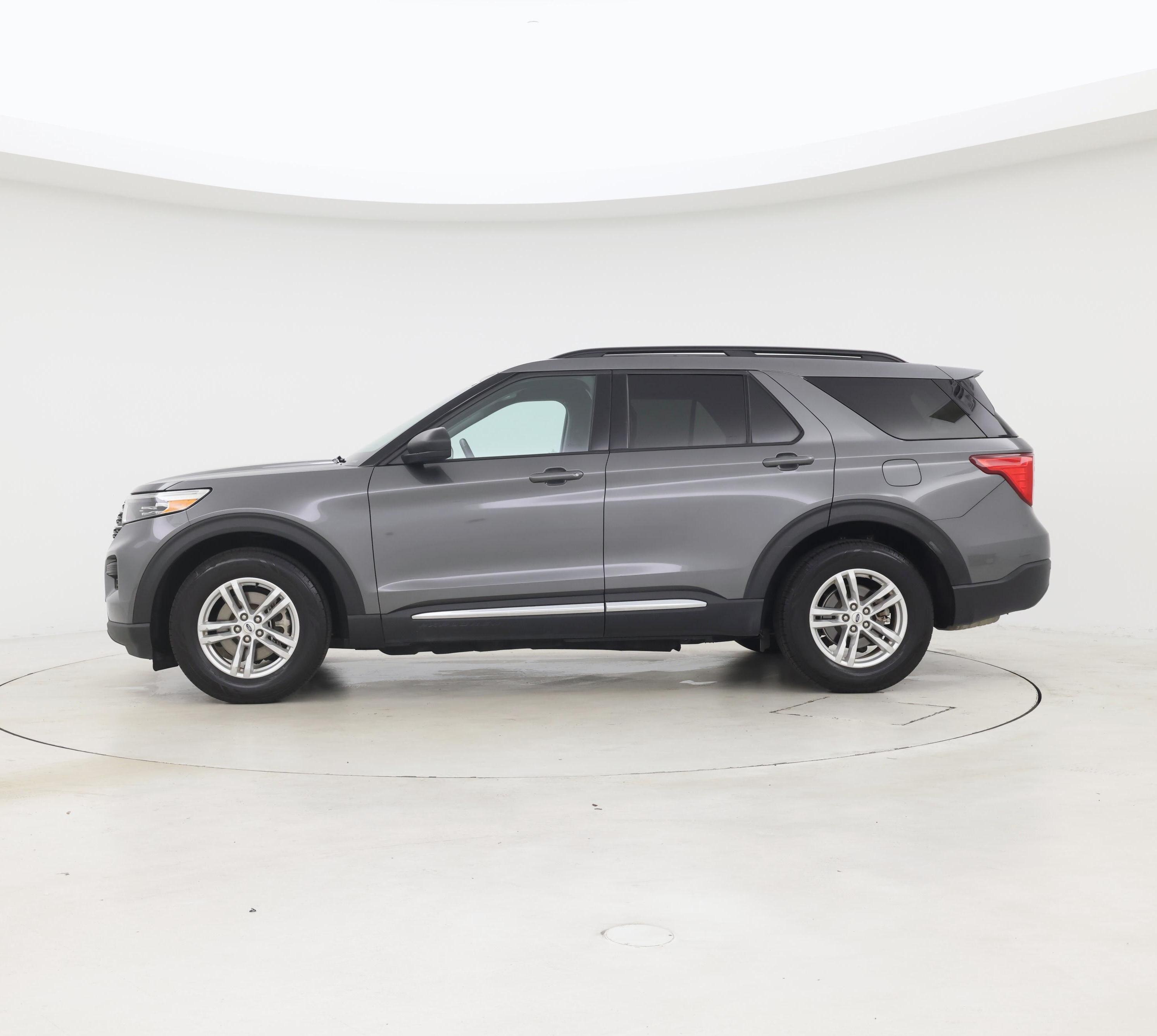 Thumbnail: 2023 Ford Explorer - 3