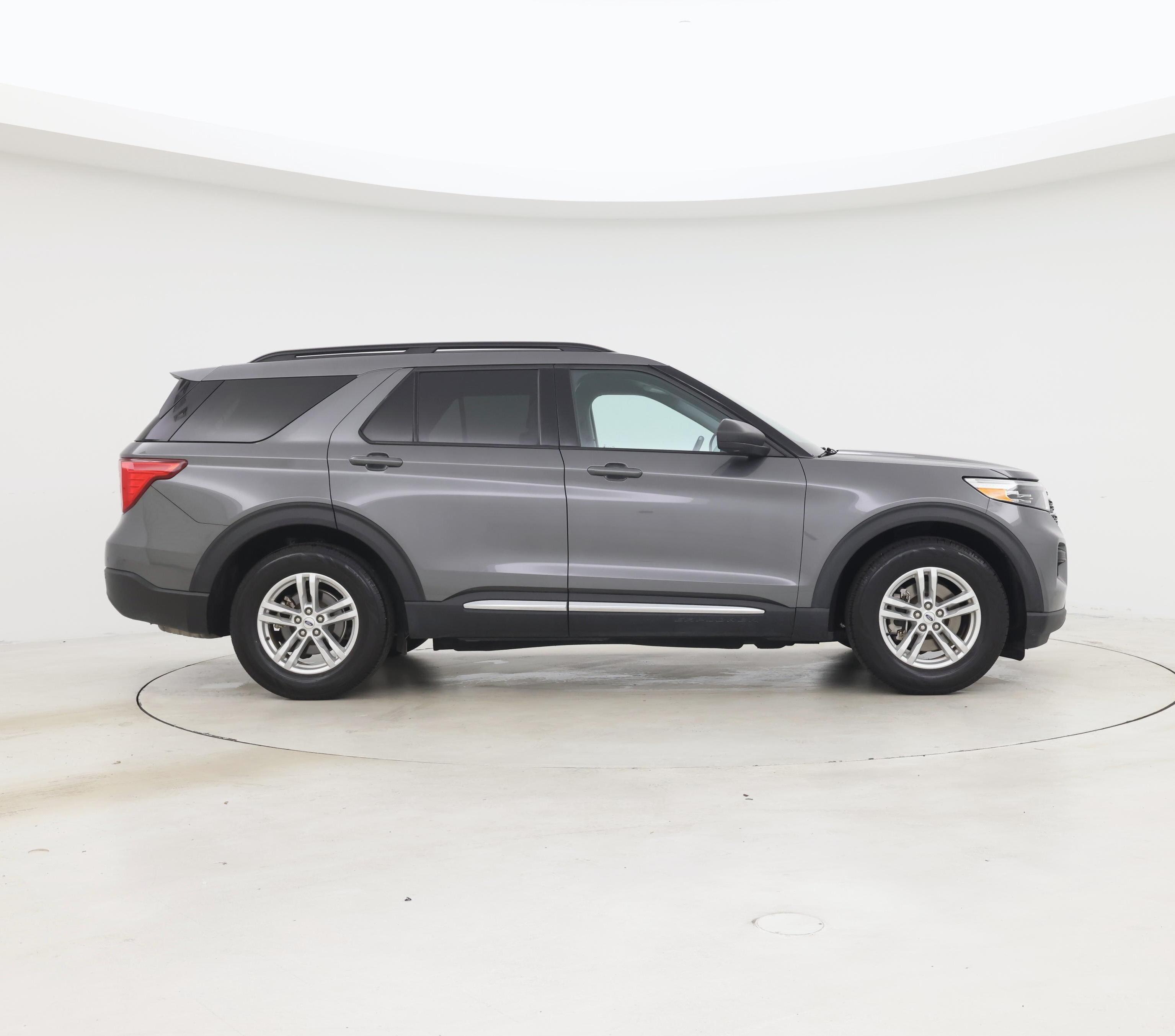 Thumbnail: 2023 Ford Explorer - 7