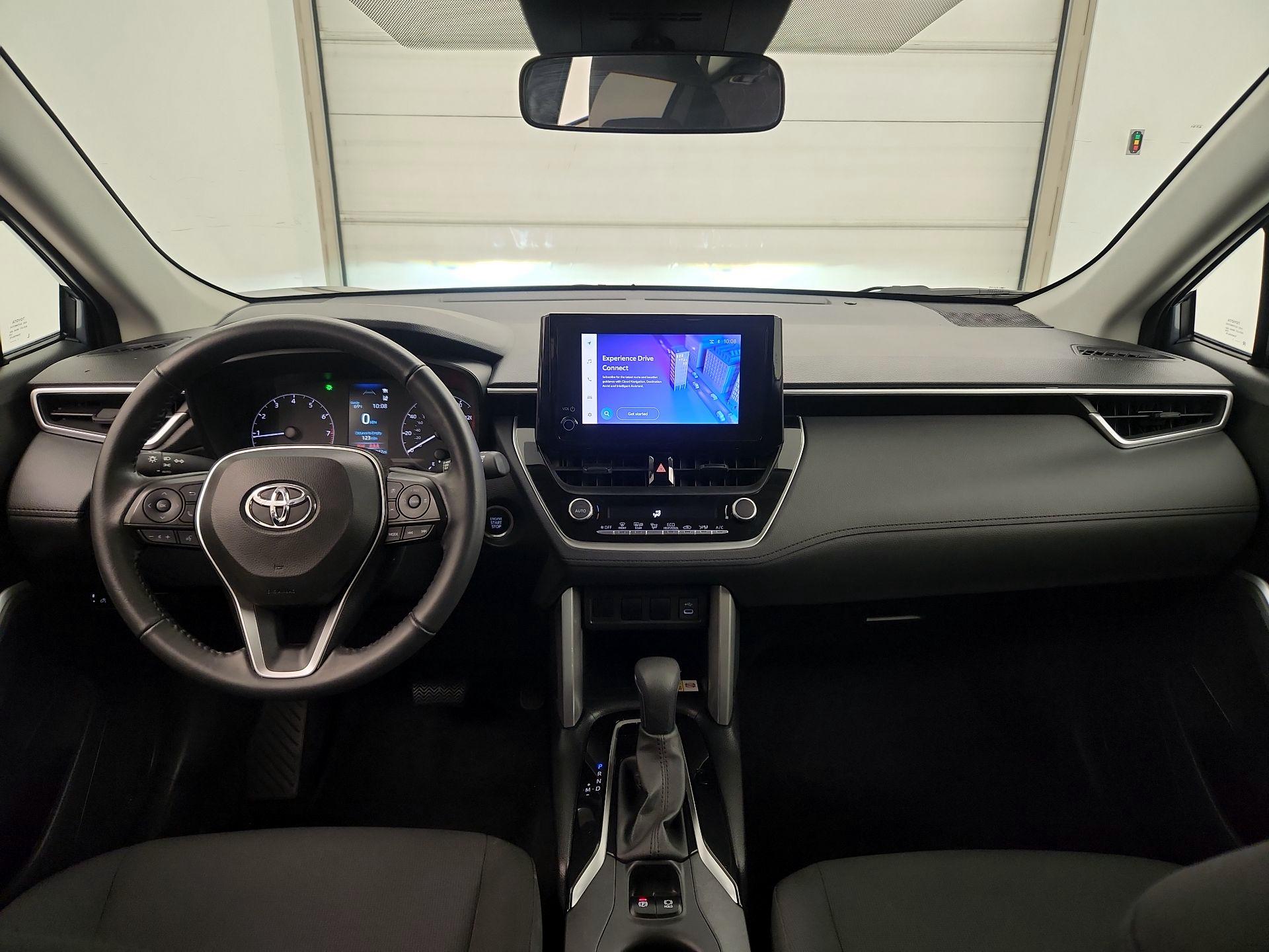 Thumbnail: 2023 Toyota Corolla Cross - 9