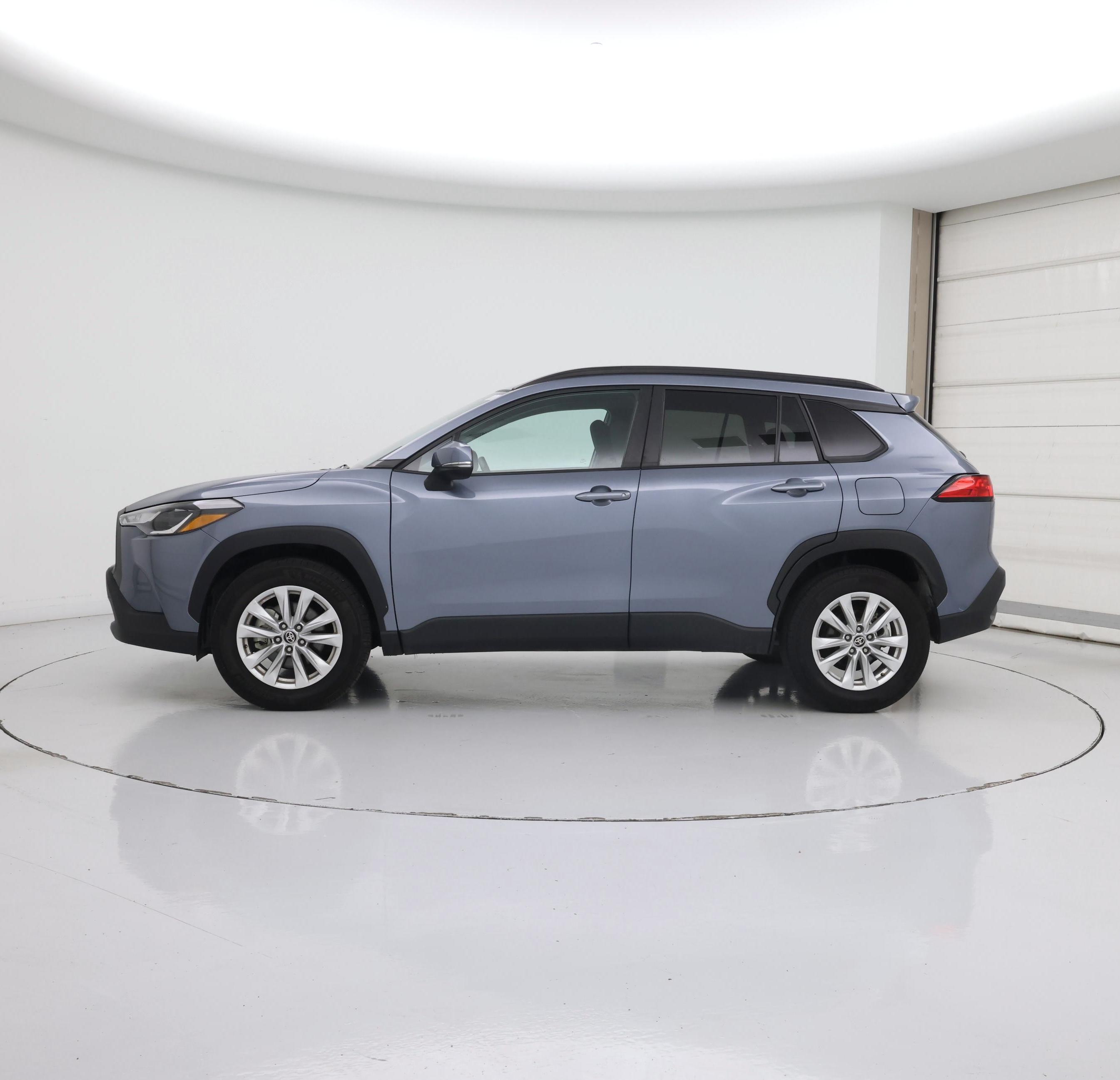 Thumbnail: 2023 Toyota Corolla Cross - 3