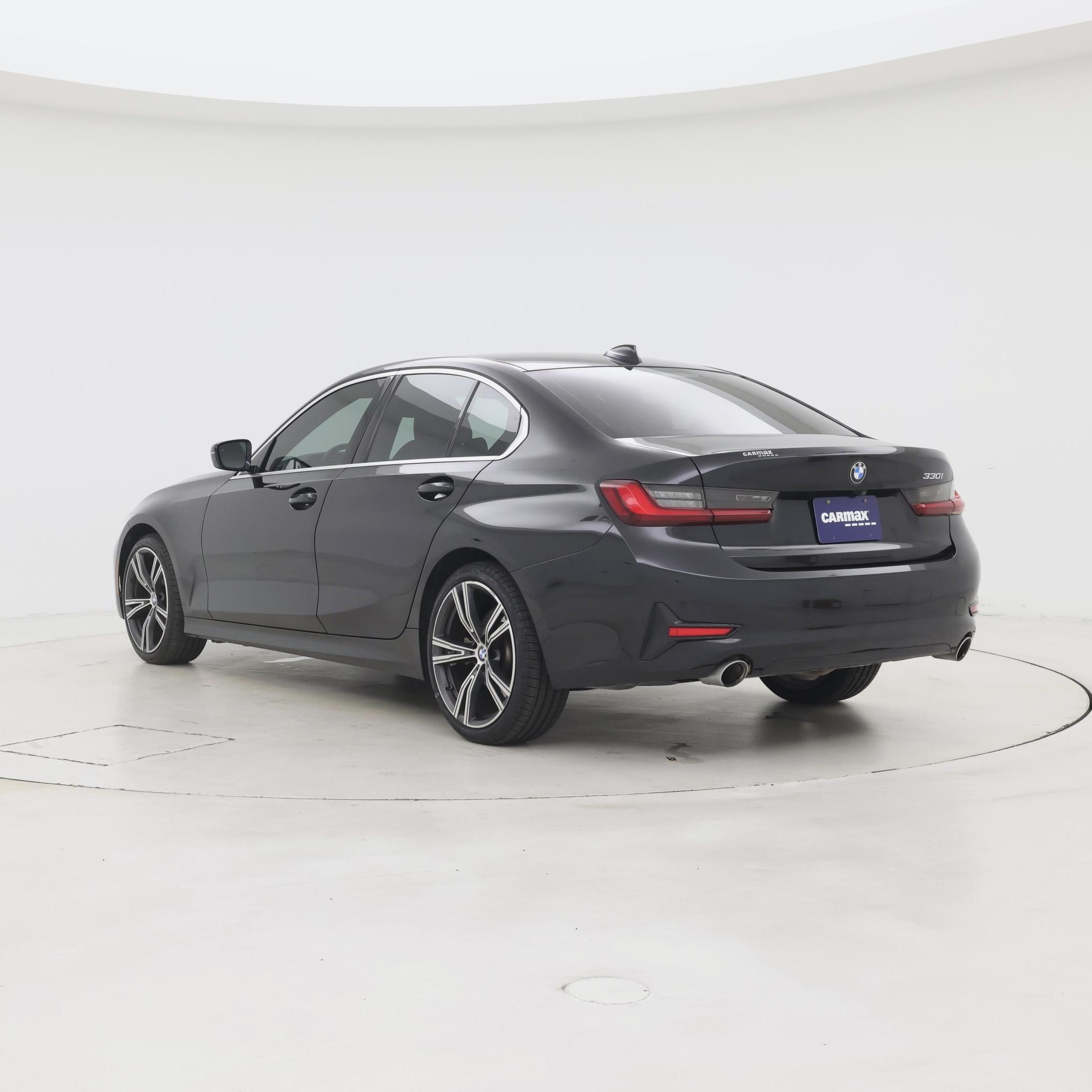Thumbnail: 2022 BMW 3 Series - 2