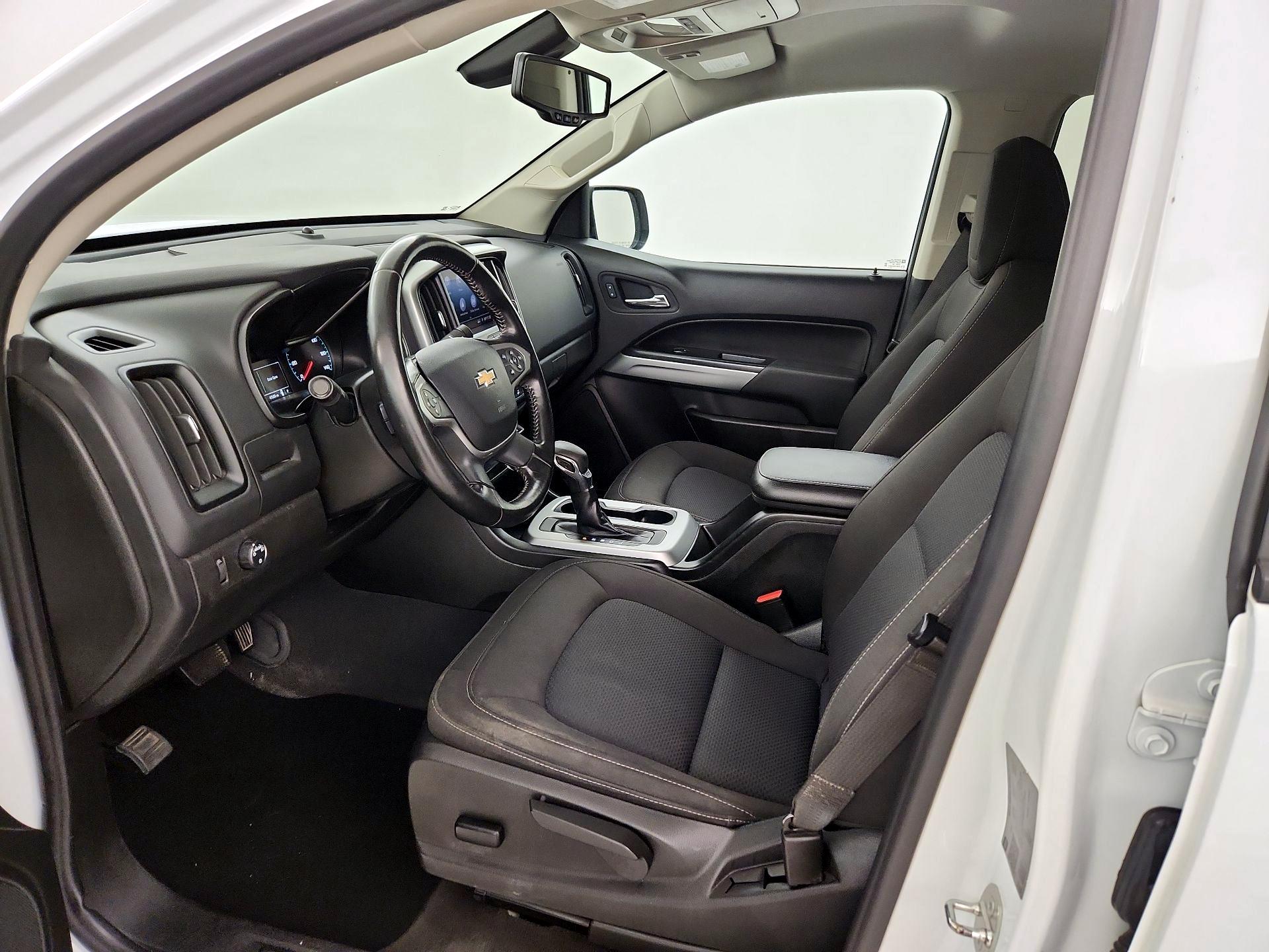 Thumbnail: 2022 Chevrolet Colorado - 11