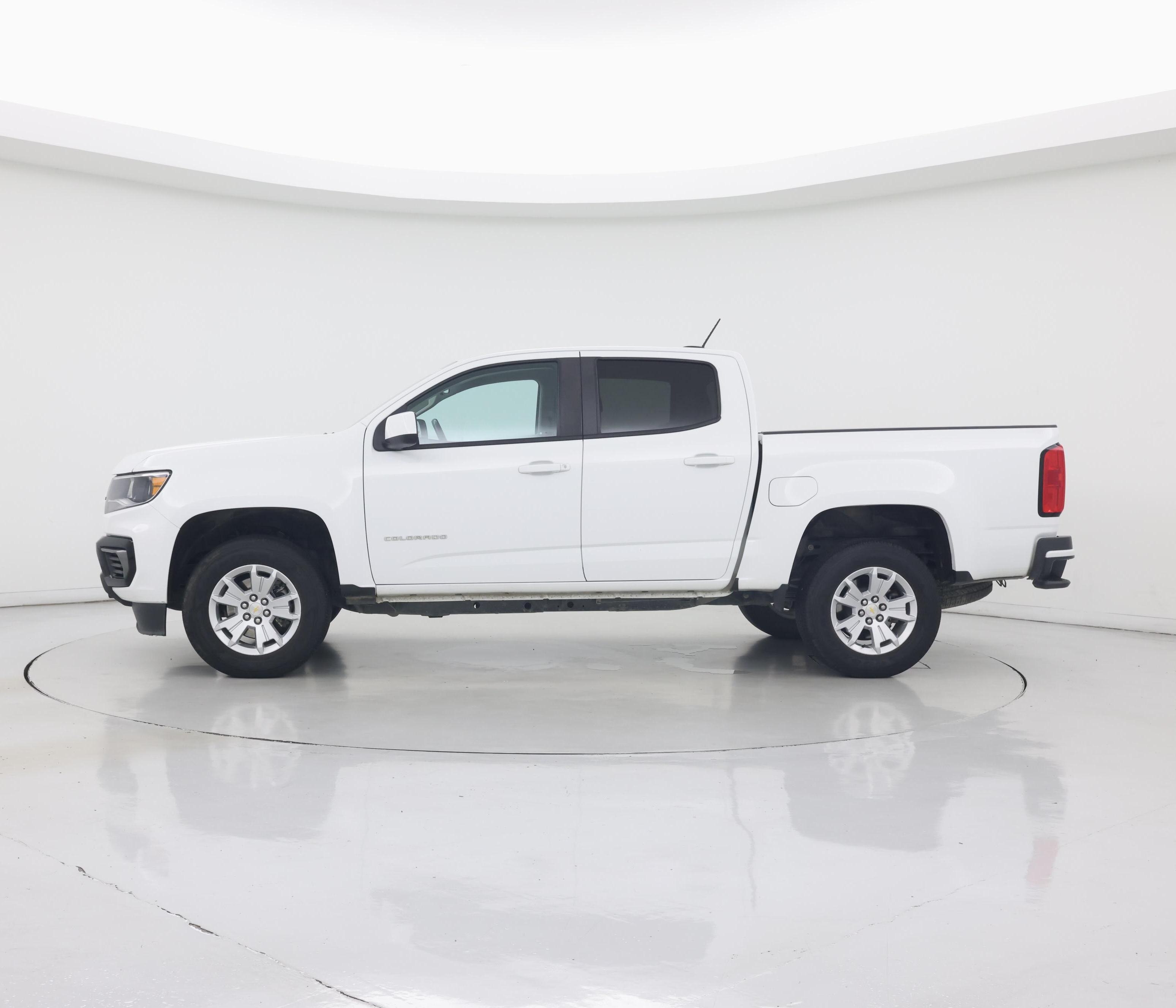 Thumbnail: 2022 Chevrolet Colorado - 3