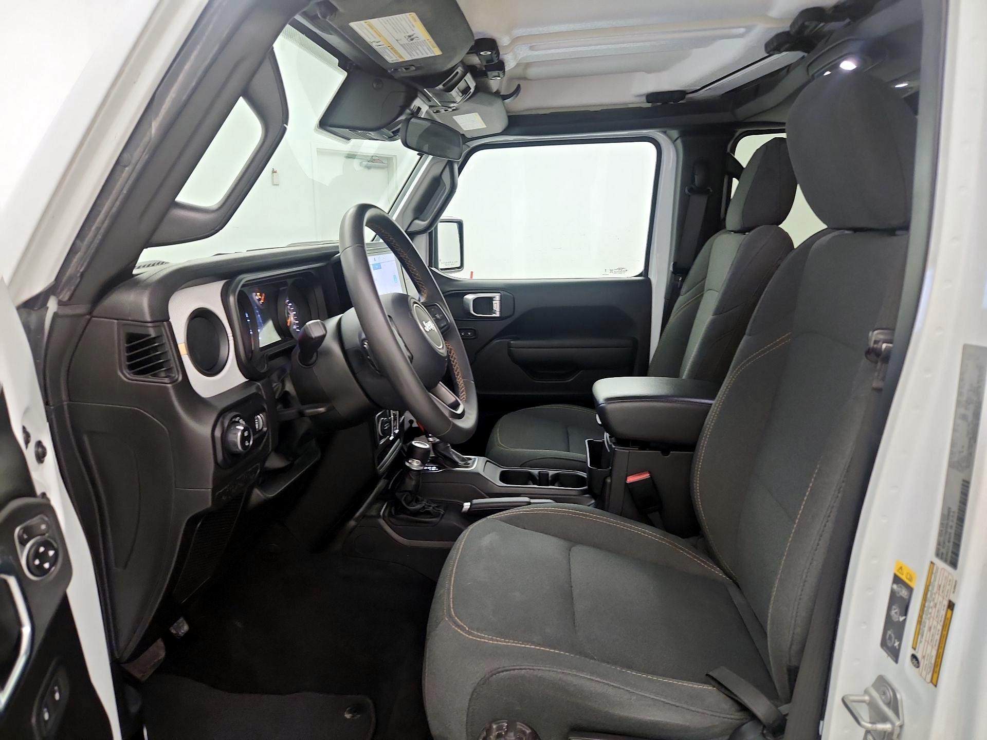 Thumbnail: 2025 Jeep Gladiator - 11