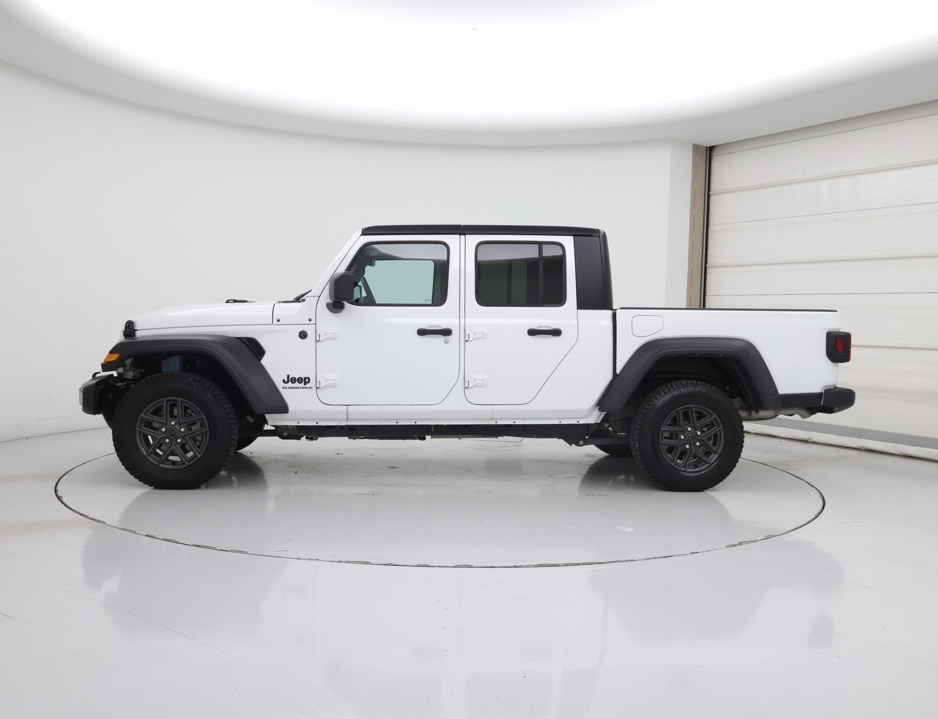 Thumbnail: 2025 Jeep Gladiator - 3