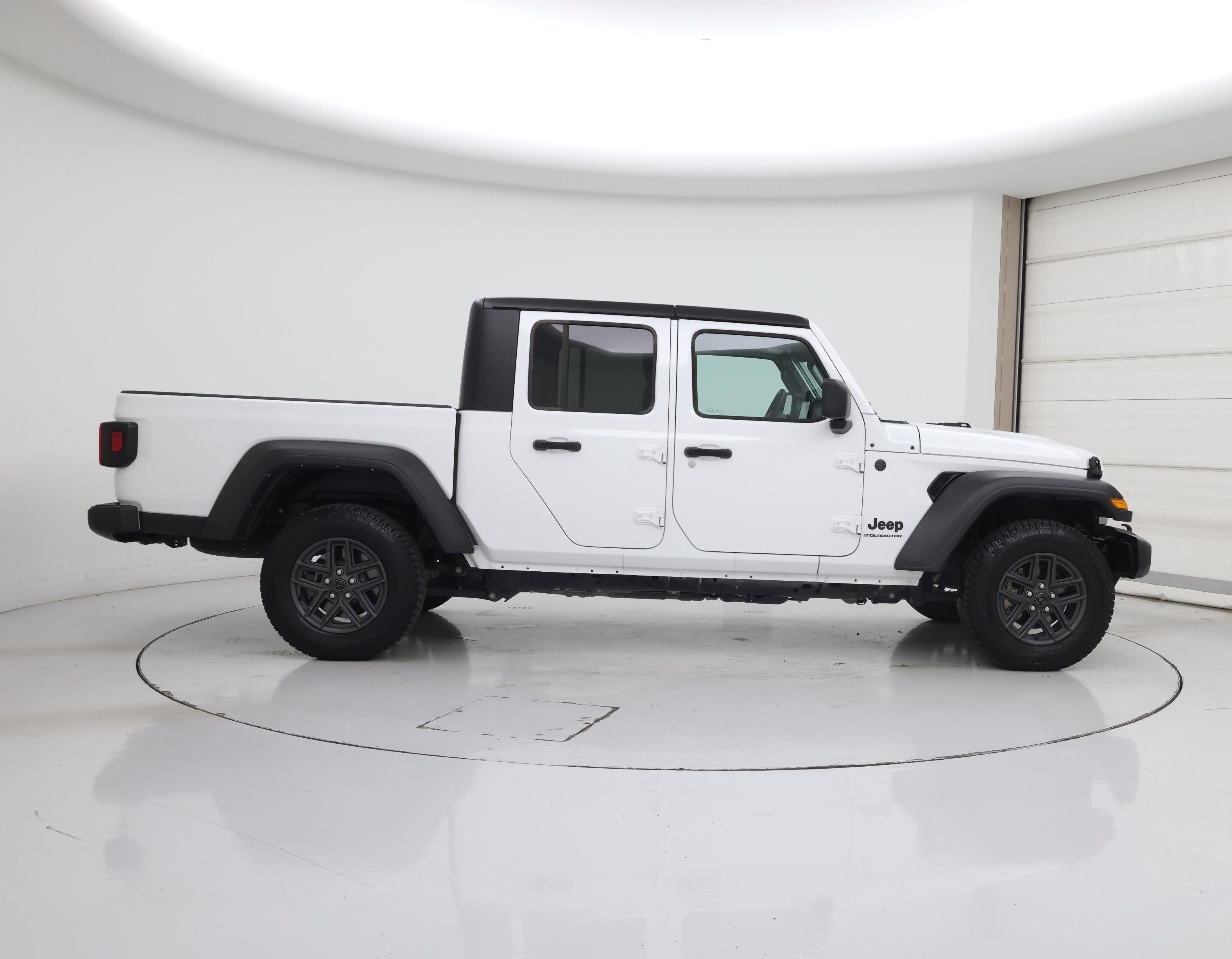 Thumbnail: 2025 Jeep Gladiator - 7