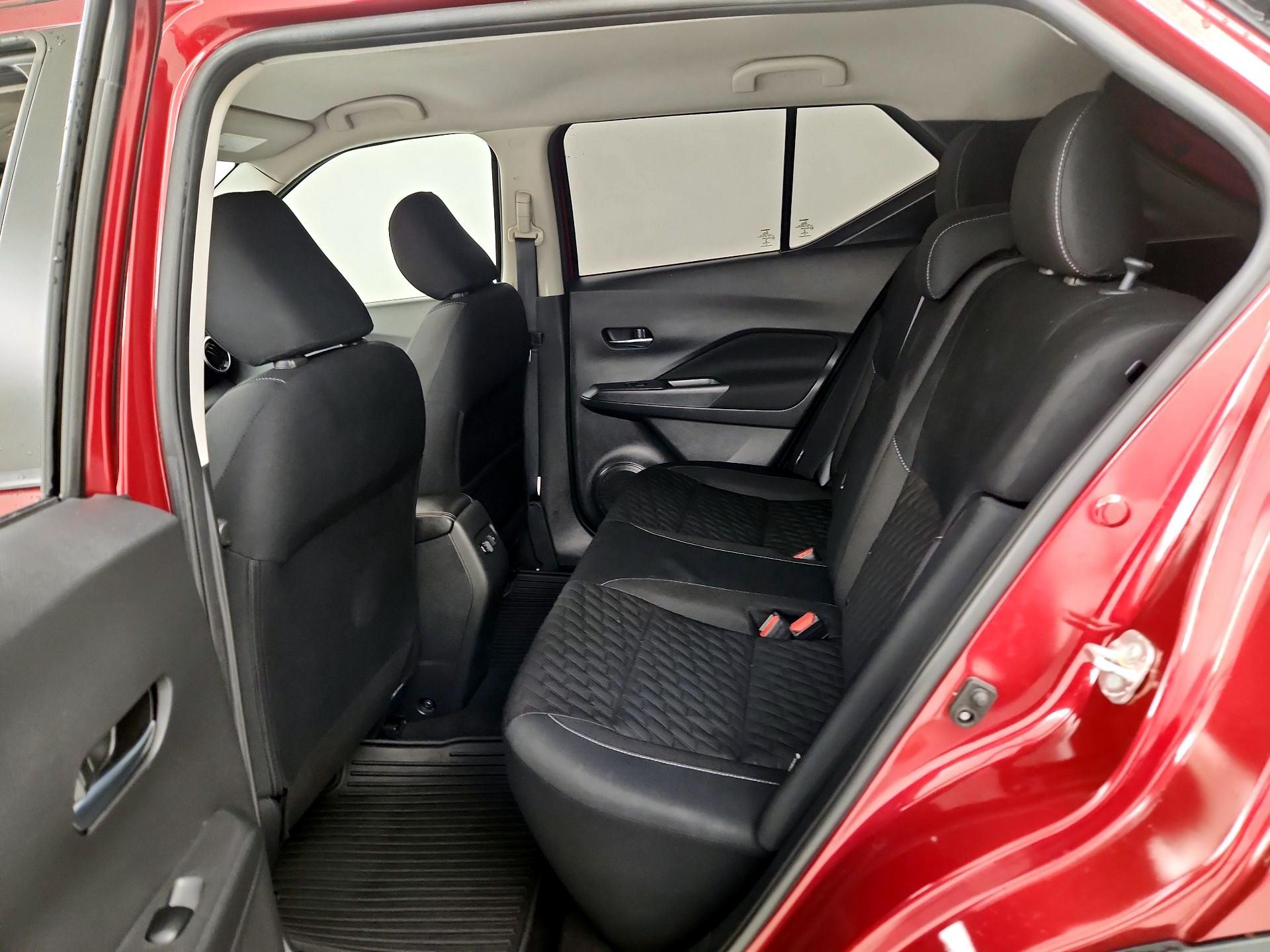 Thumbnail: 2022 Nissan Kicks - 18