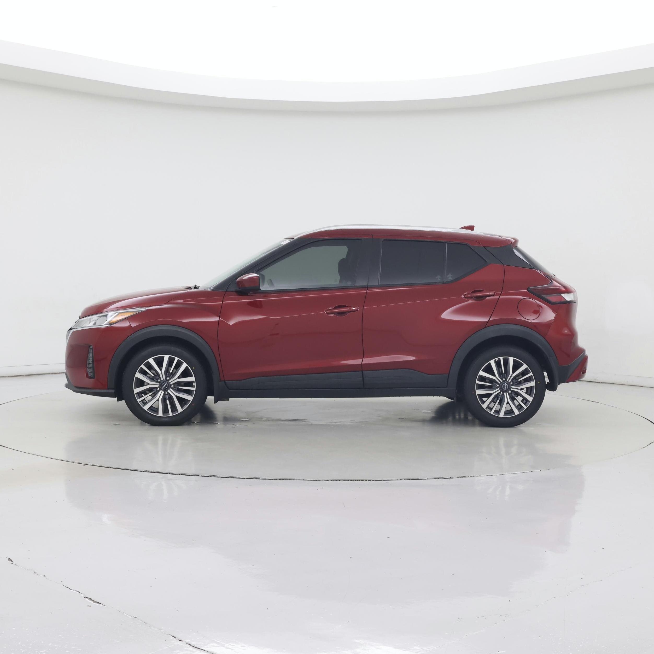 Thumbnail: 2022 Nissan Kicks - 3