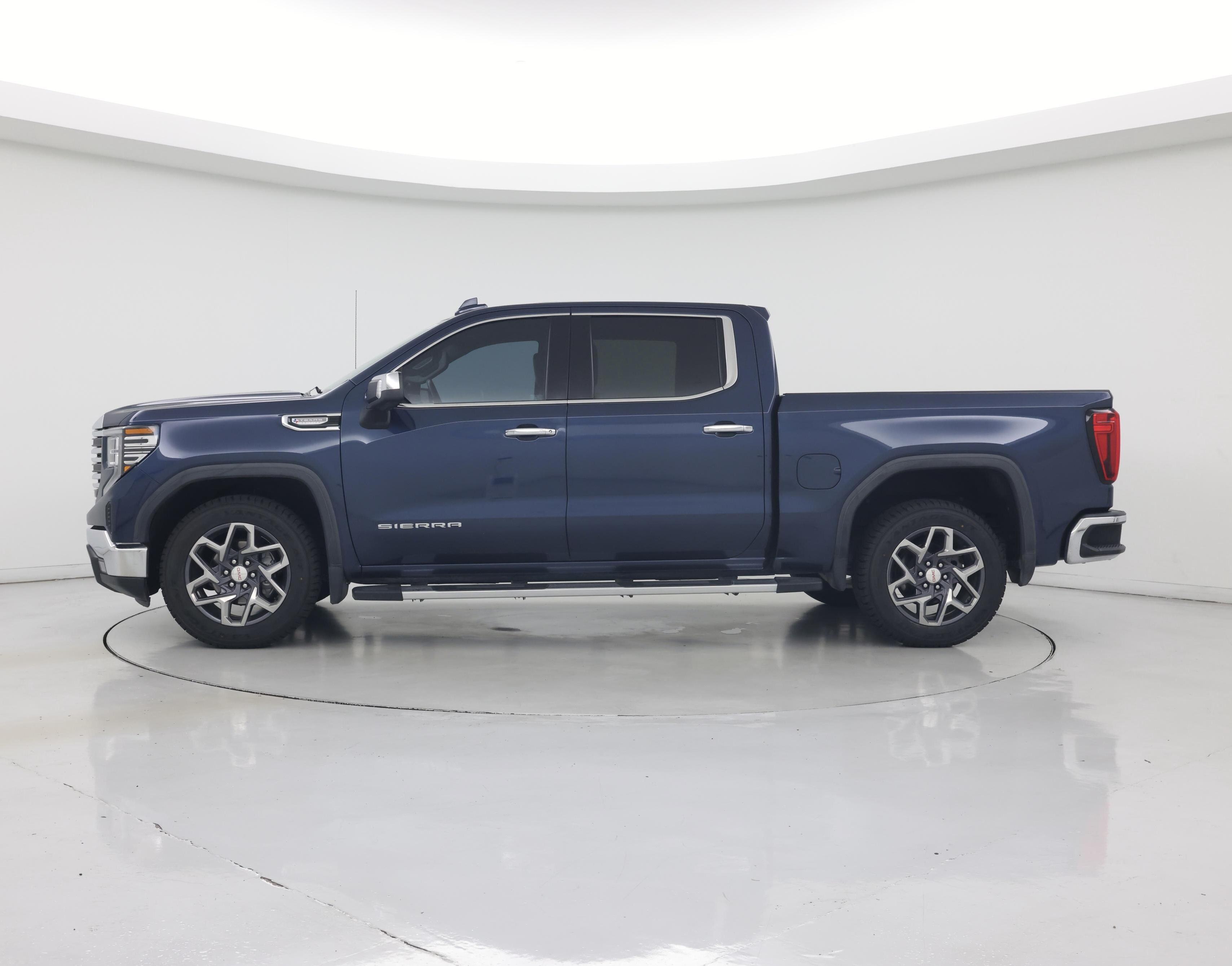 Thumbnail: 2022 GMC Sierra 1500 - 3