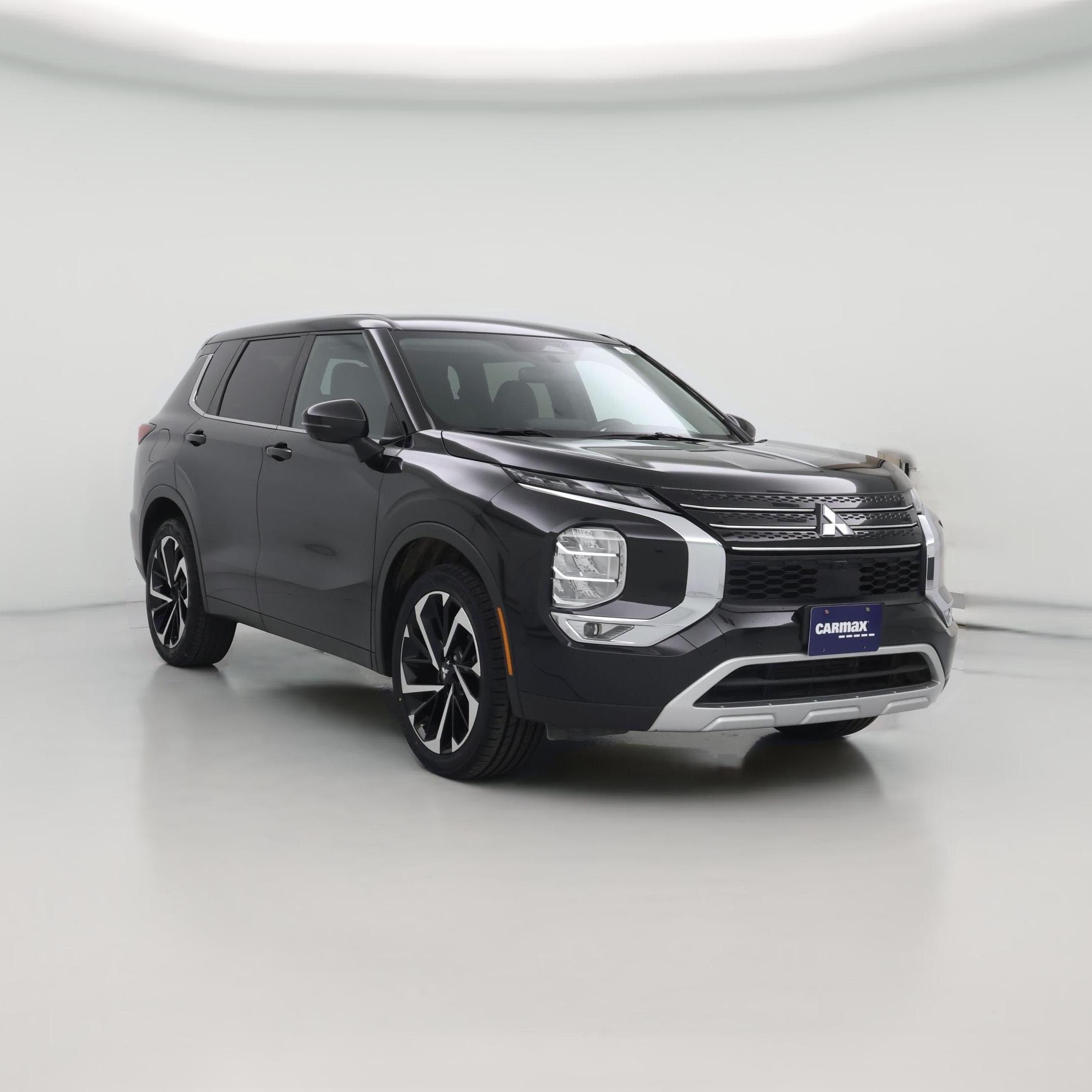 Thumbnail: 2024 Mitsubishi Outlander - 1