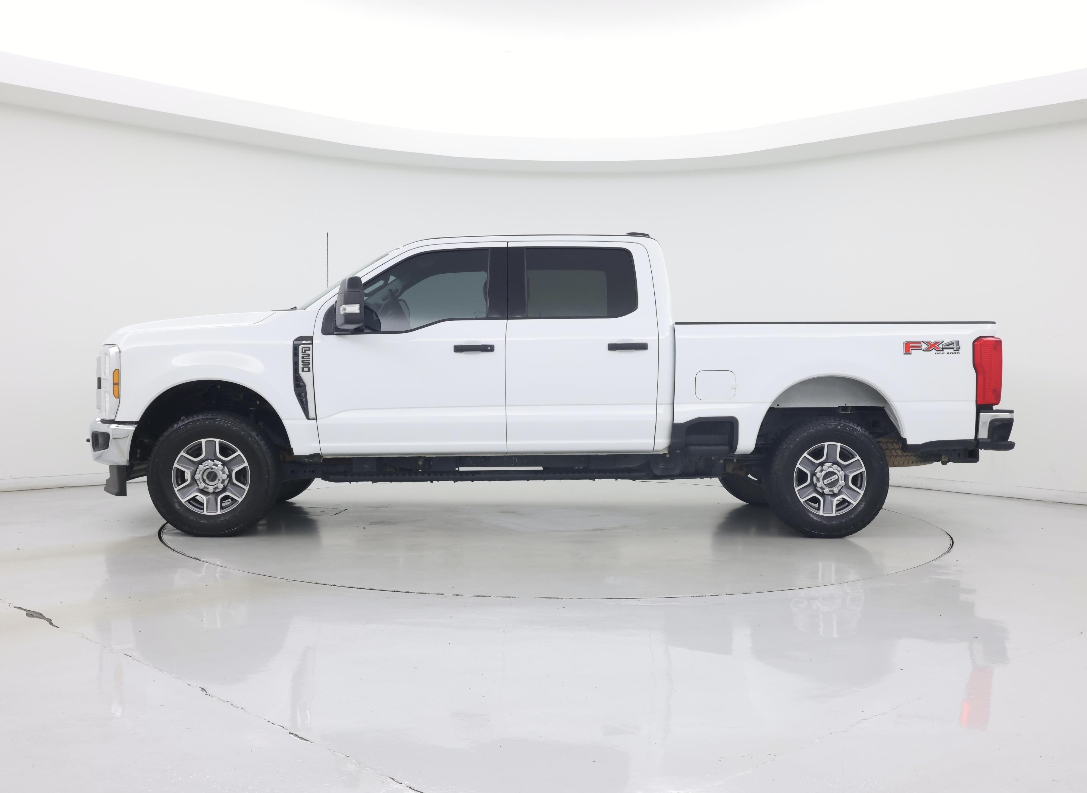 Thumbnail: 2025 Ford F-250 - 3