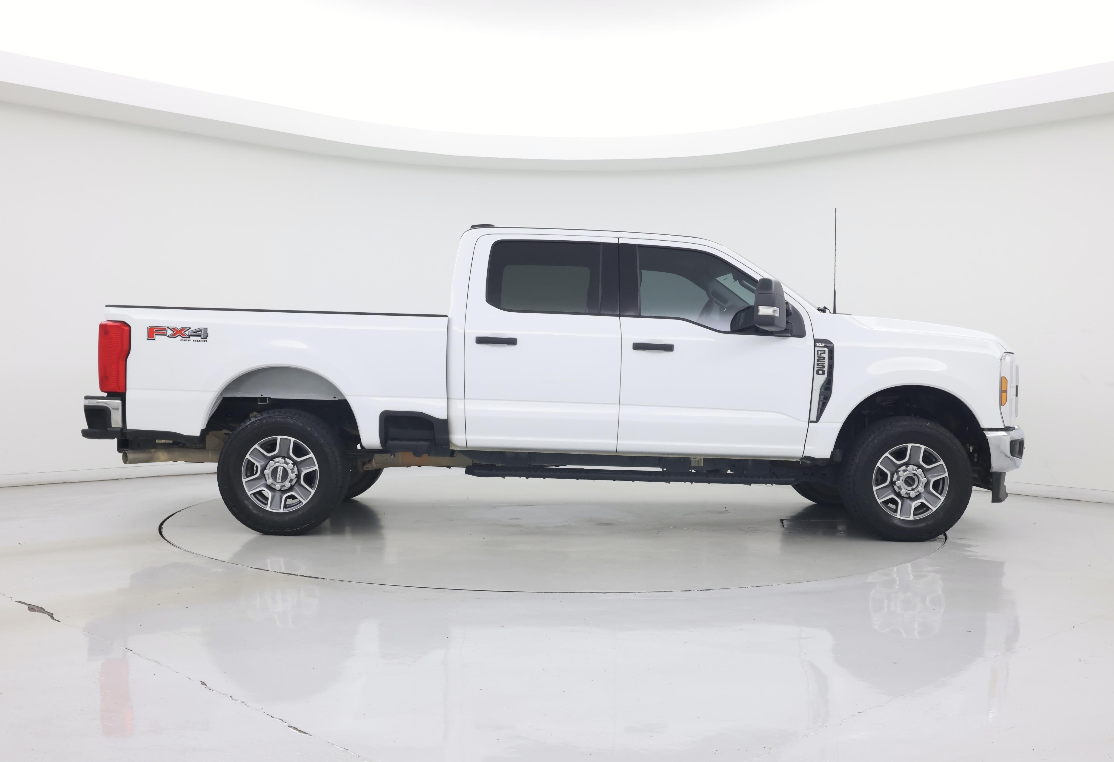 Thumbnail: 2025 Ford F-250 - 7