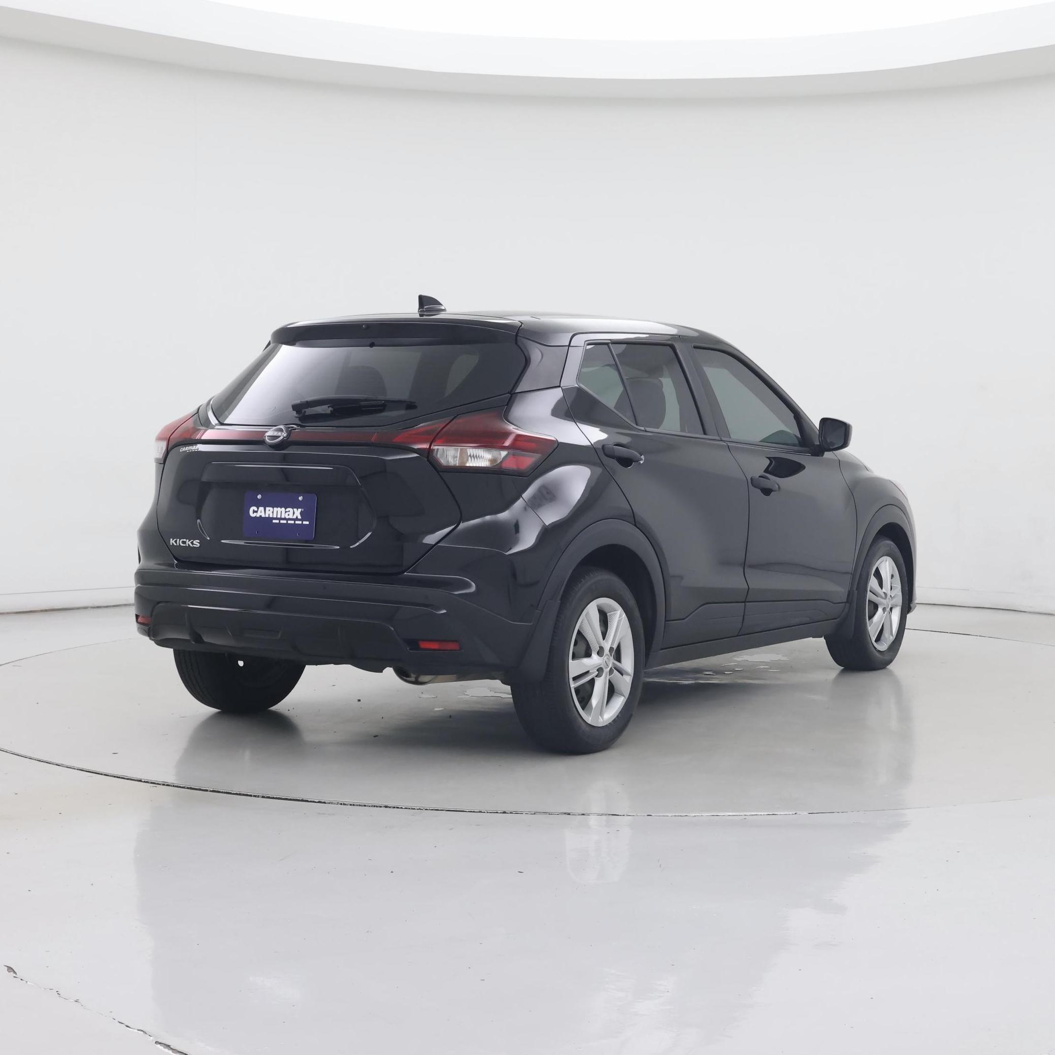Thumbnail: 2023 Nissan Kicks - 8