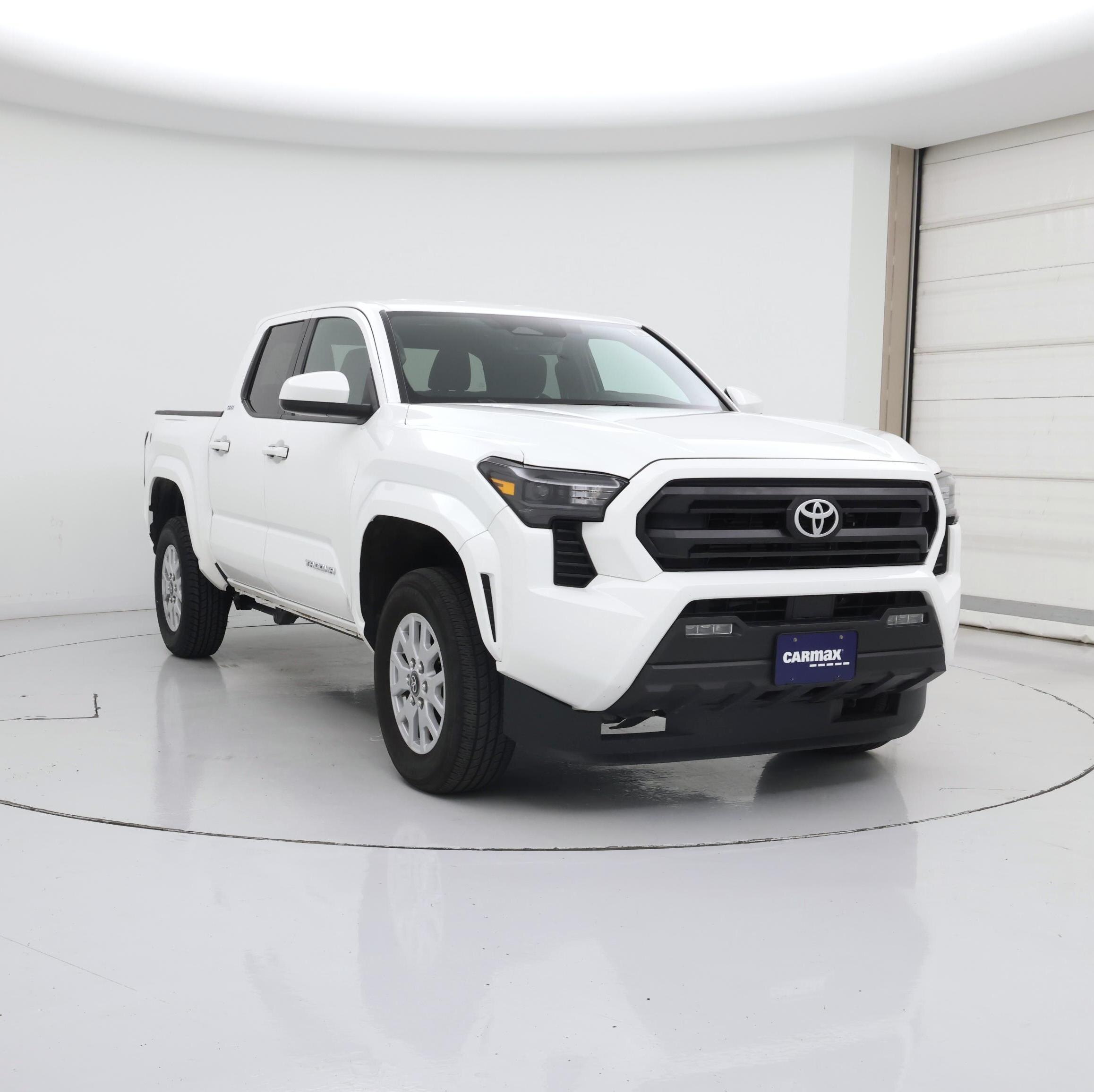 White 2025 Toyota Tacoma SR5 Double Cab 4WD Pickup Truck Four-Wheel Drive Automatic