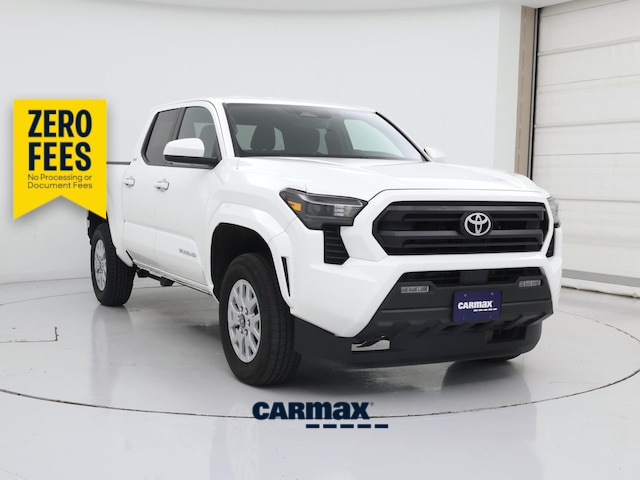 White 2025 Toyota Tacoma SR5 Double Cab 4WD Pickup Truck Four-Wheel Drive Automatic