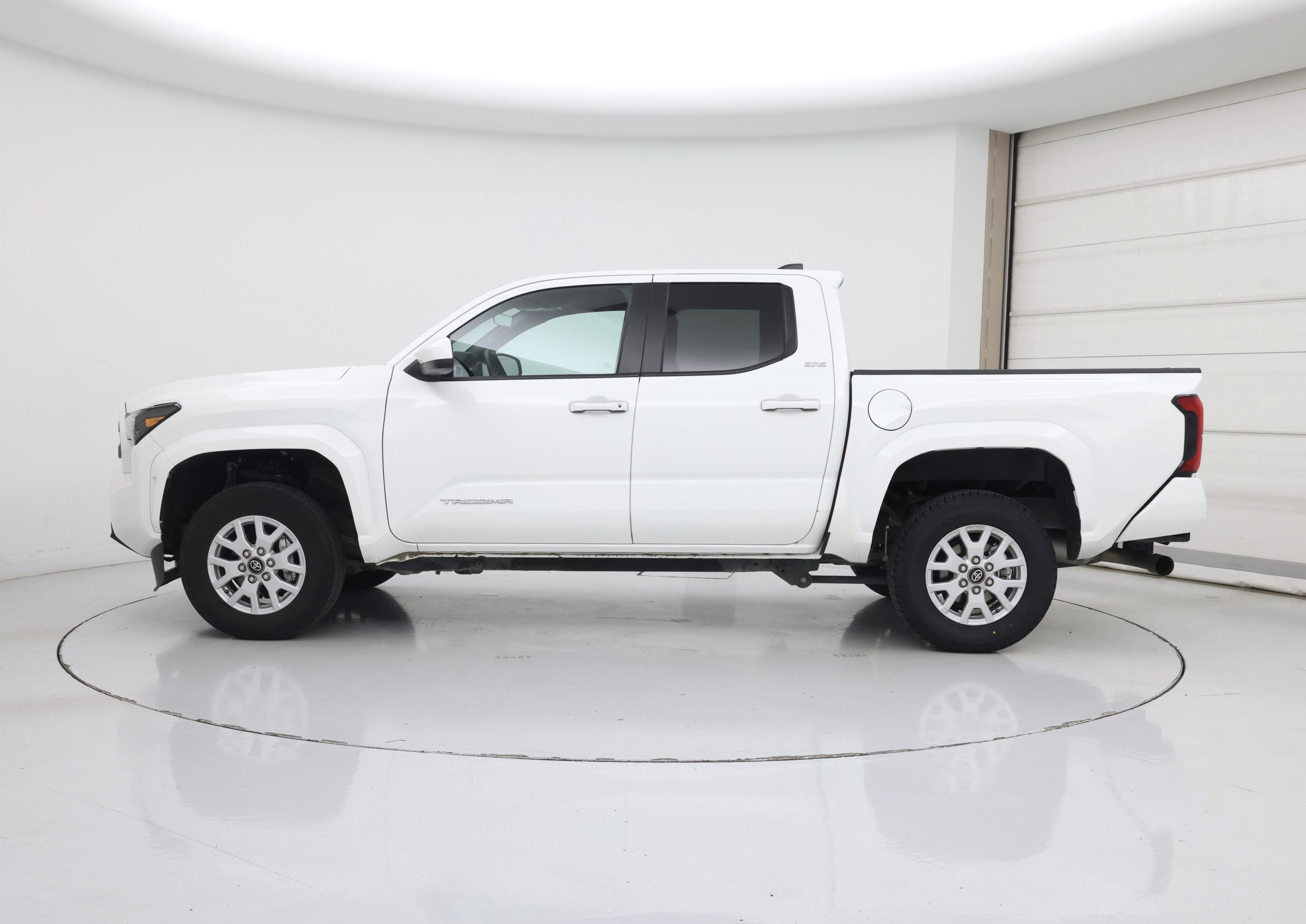 Thumbnail: 2025 Toyota Tacoma - 3