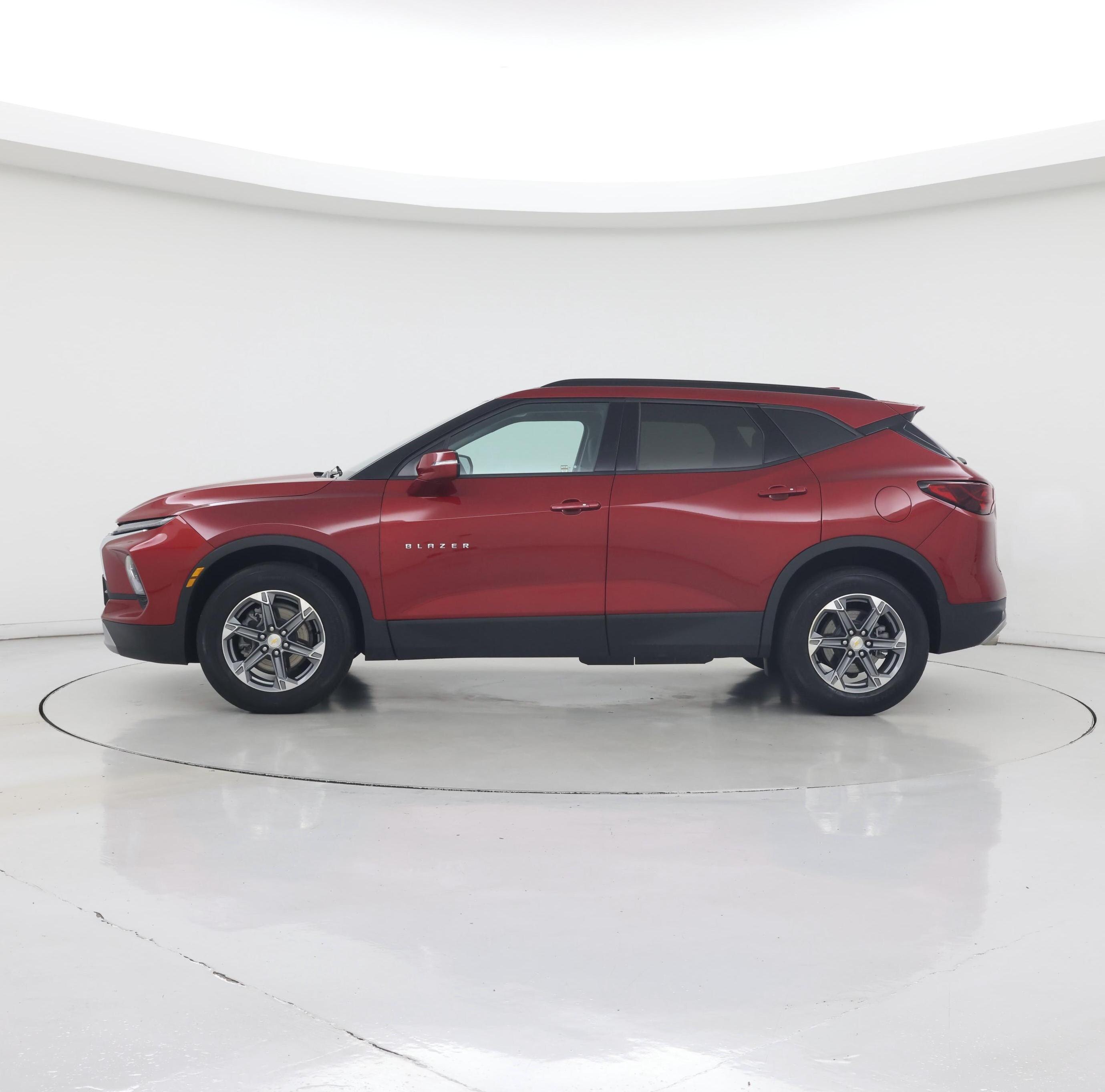 Thumbnail: 2023 Chevrolet Blazer - 3