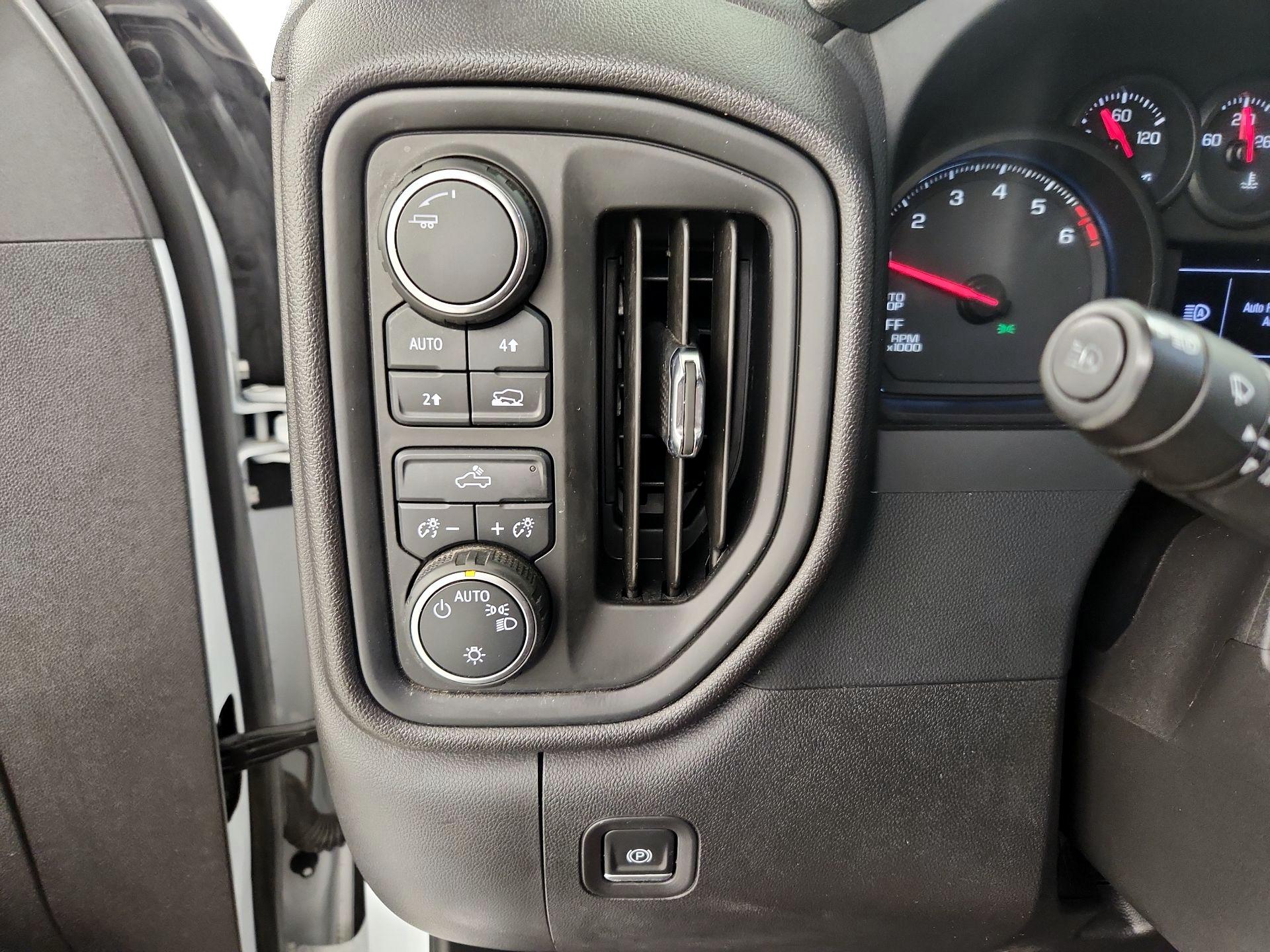 Thumbnail: 2024 Chevrolet Silverado 1500 - 13