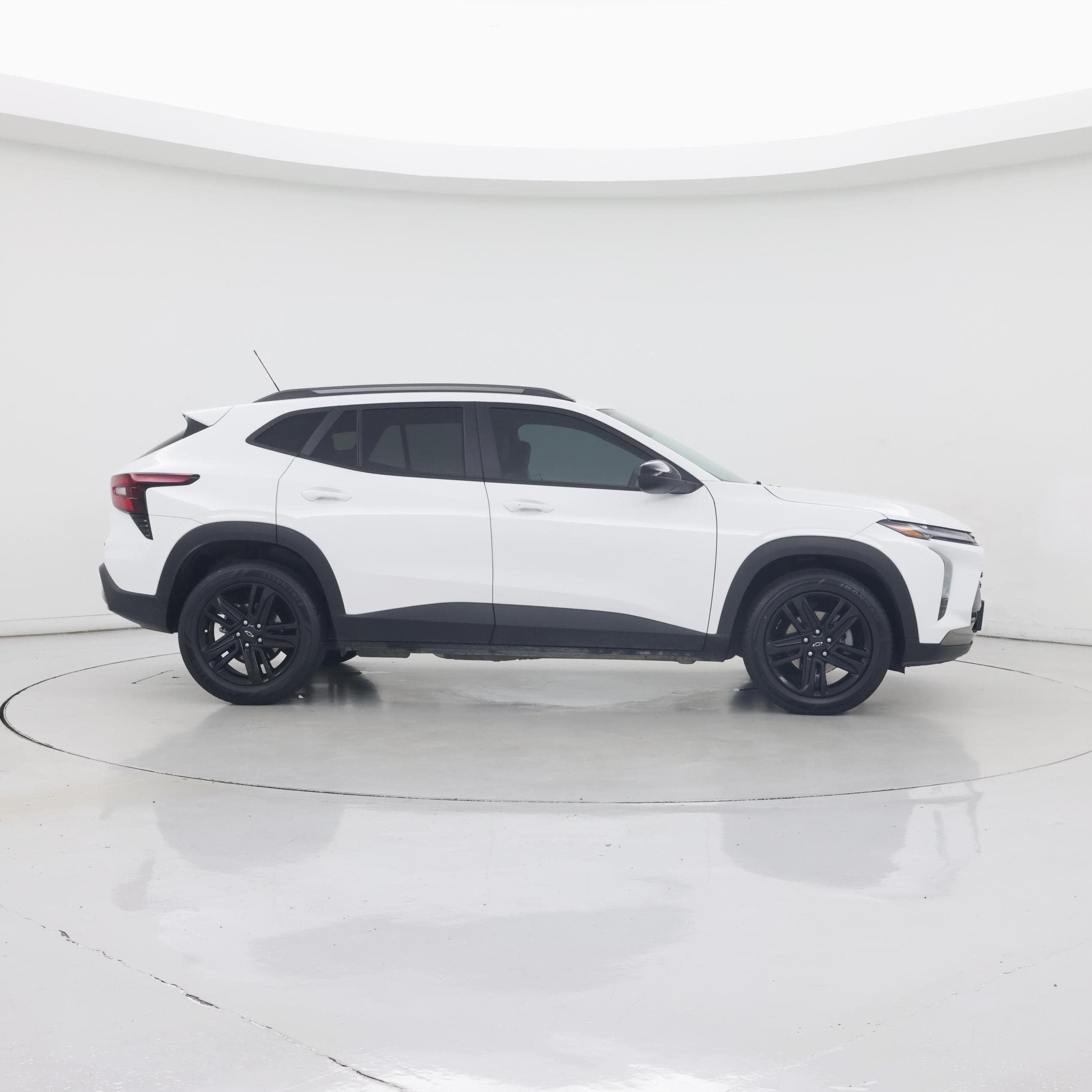 Thumbnail: 2024 Chevrolet Trax - 7