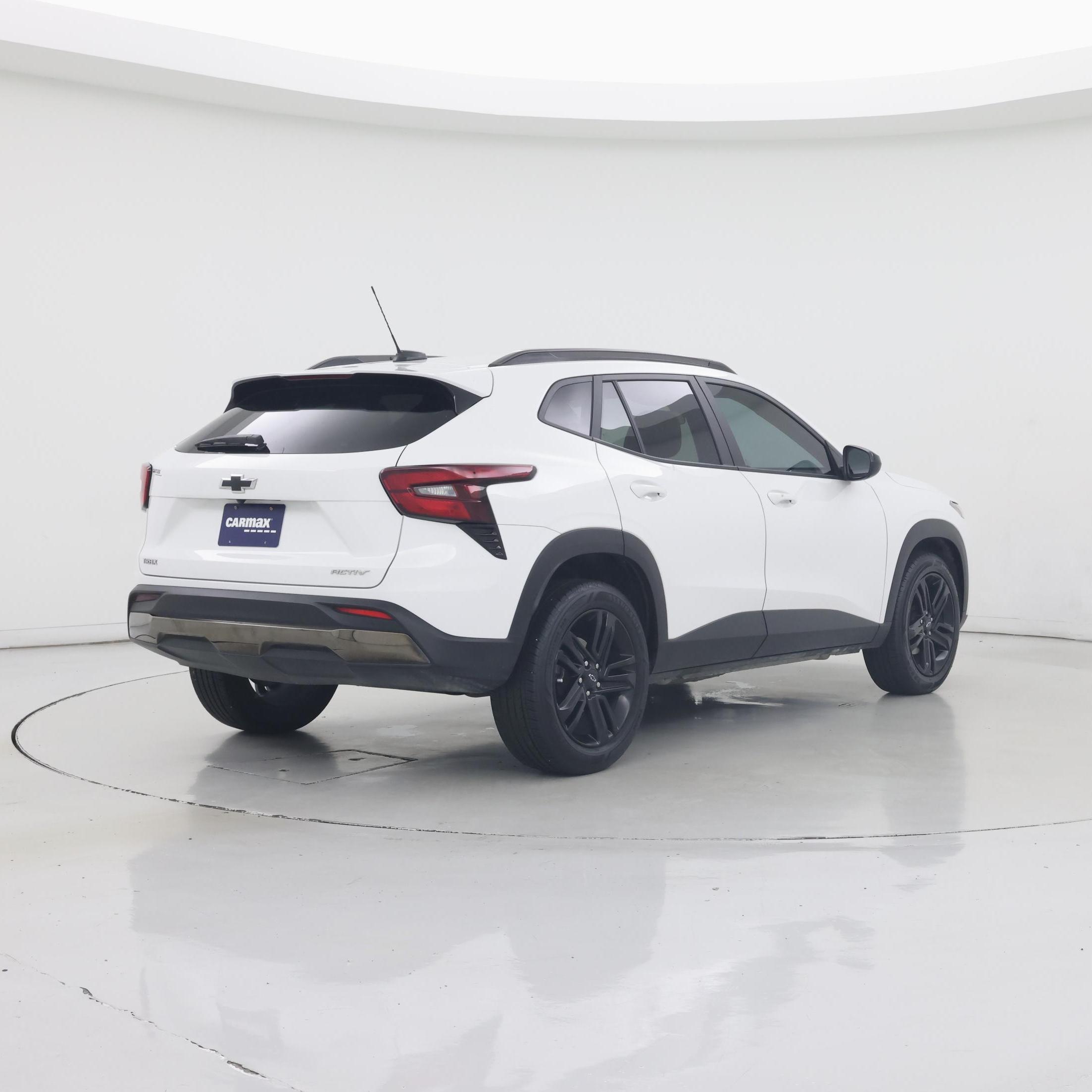 Thumbnail: 2024 Chevrolet Trax - 8
