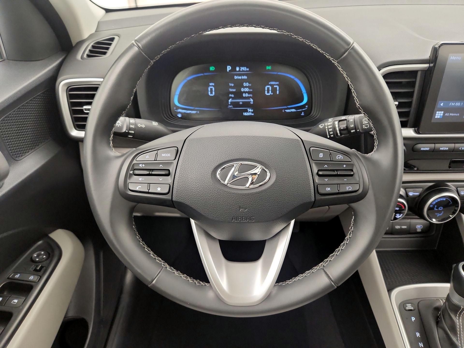 Thumbnail: 2025 Hyundai Venue - 10