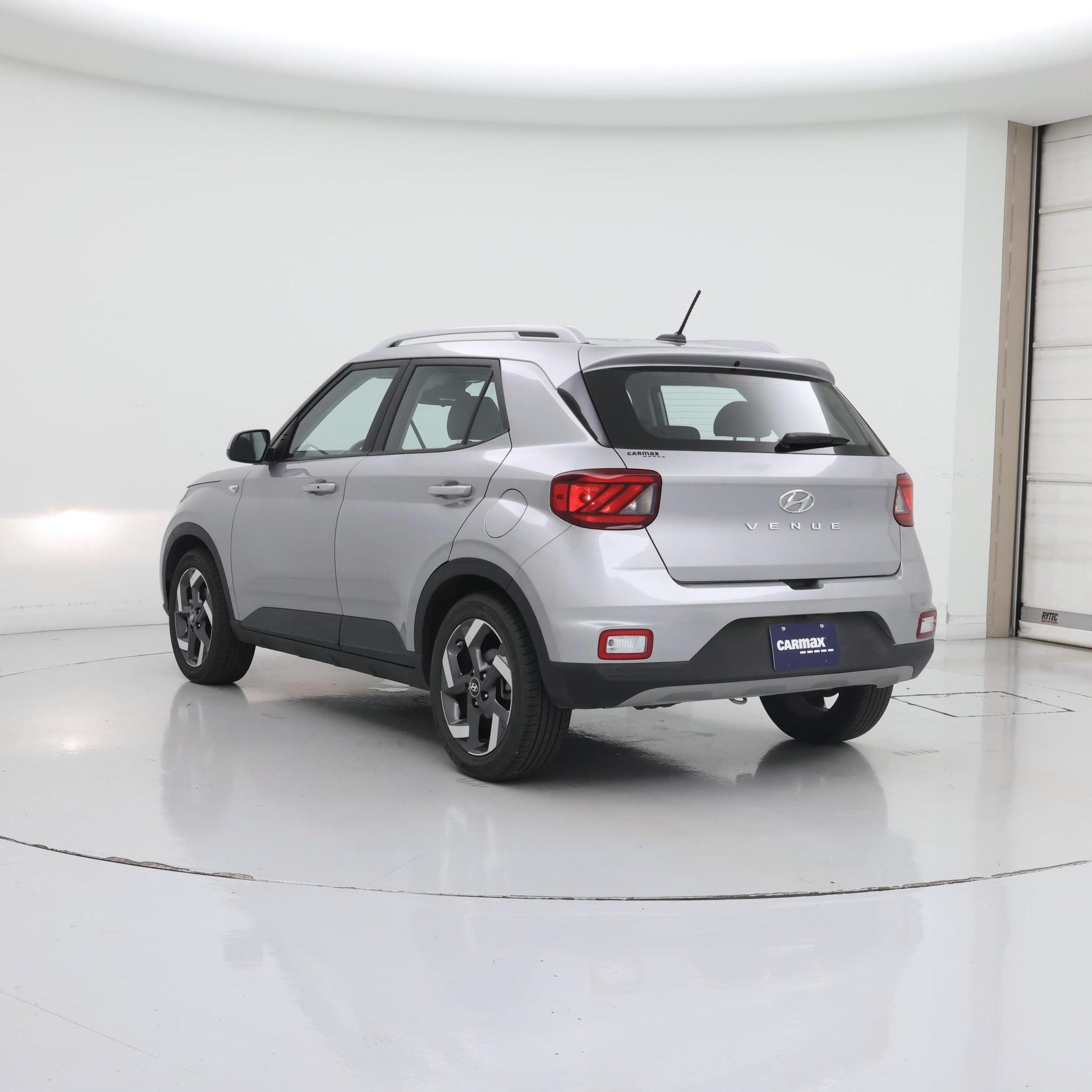 Thumbnail: 2025 Hyundai Venue - 2