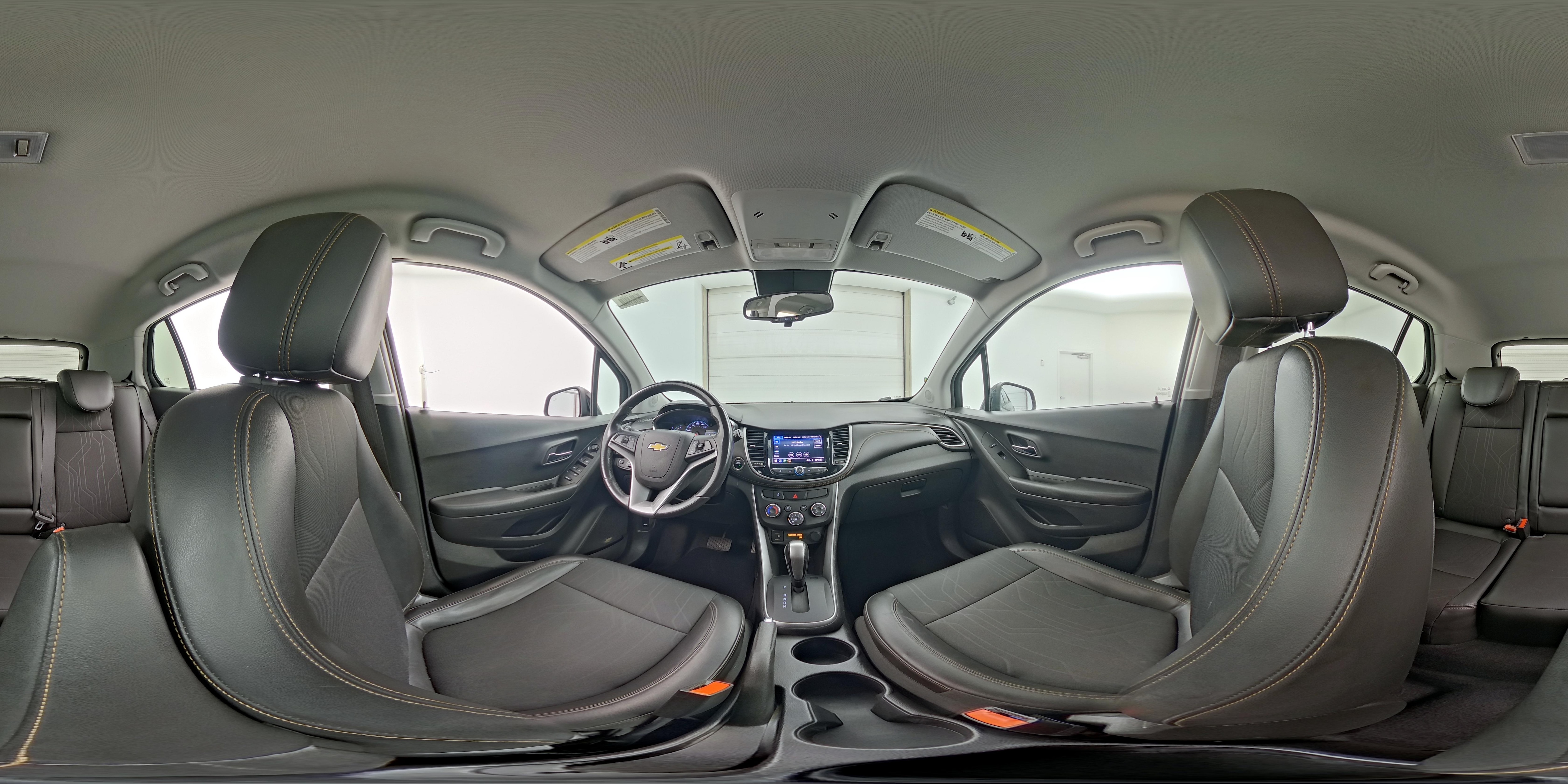 2022 Chevrolet Trax LT - Photo 24