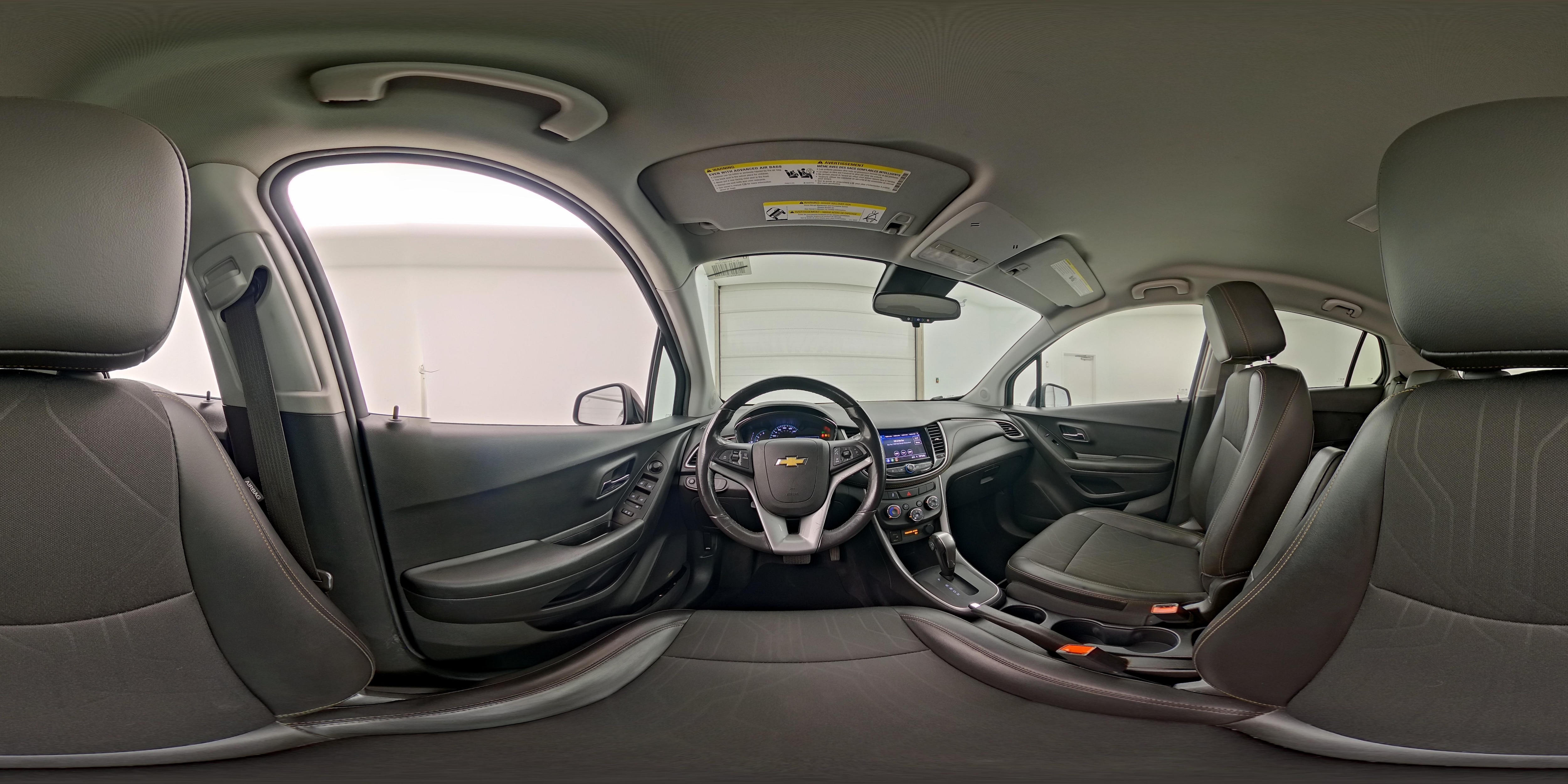 2022 Chevrolet Trax LT - Photo 26