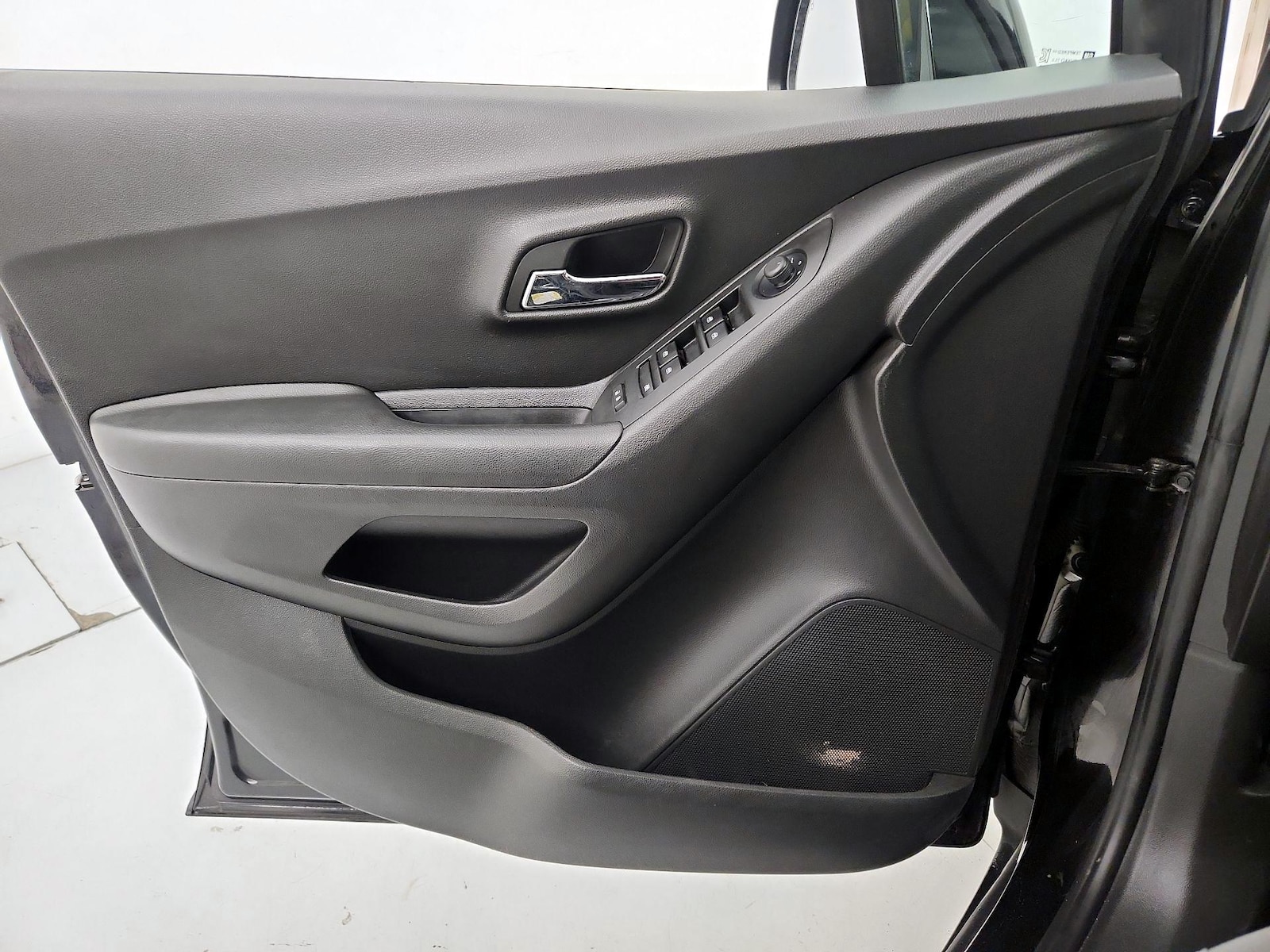 2022 Chevrolet Trax LT - Photo 13